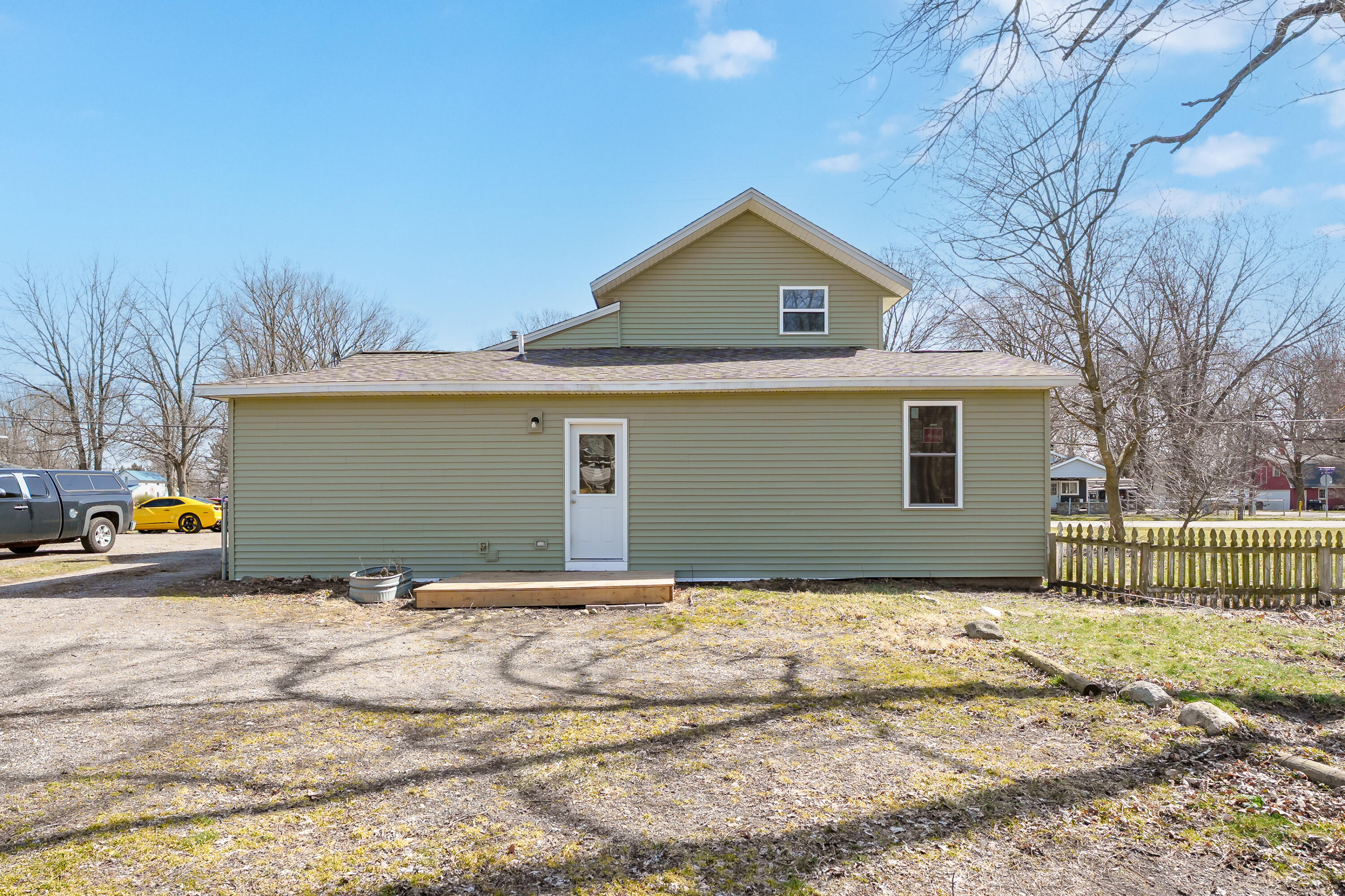 420 S Capital Avenue Property Photo 18