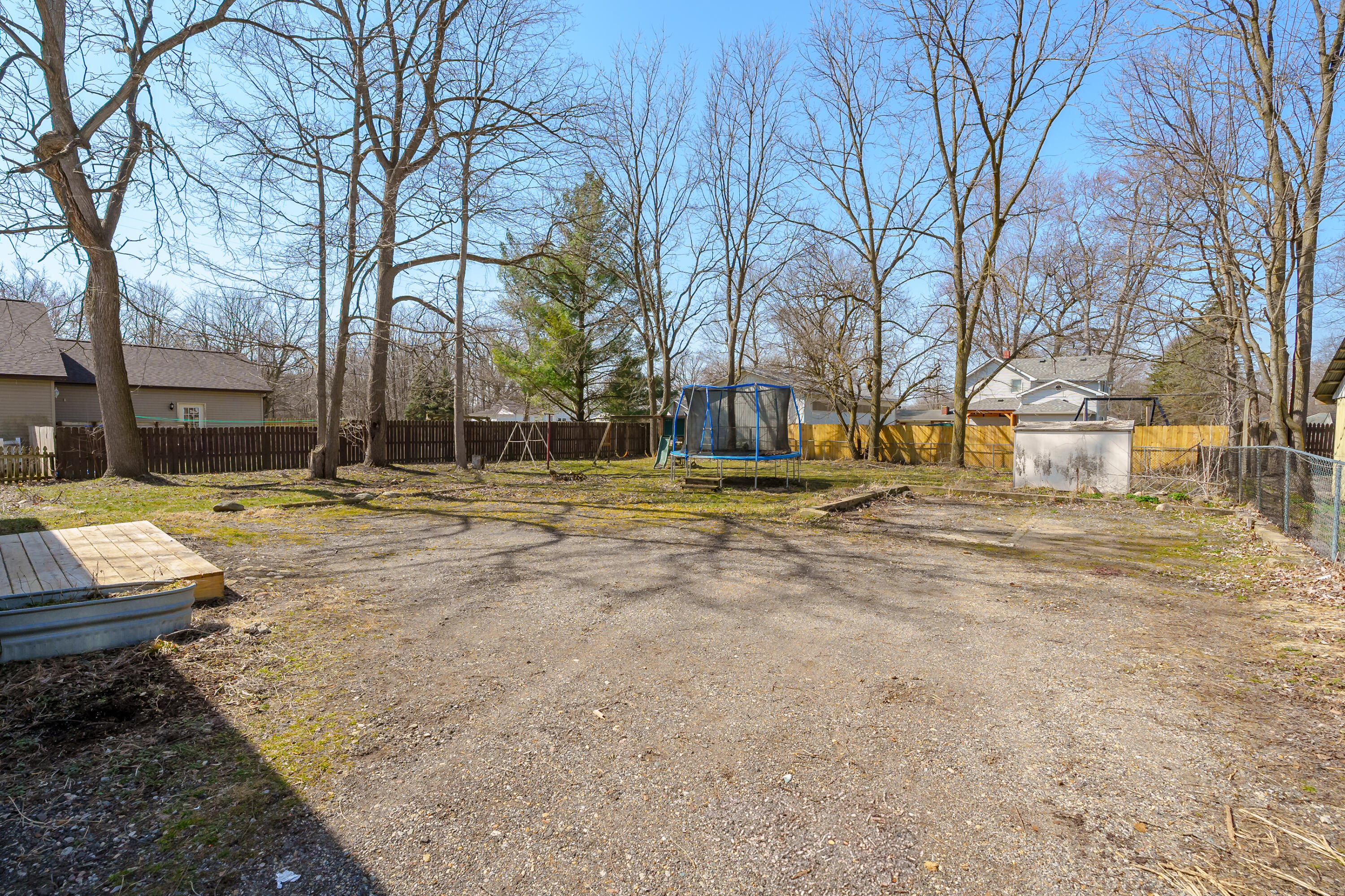 420 S Capital Avenue Property Photo 19