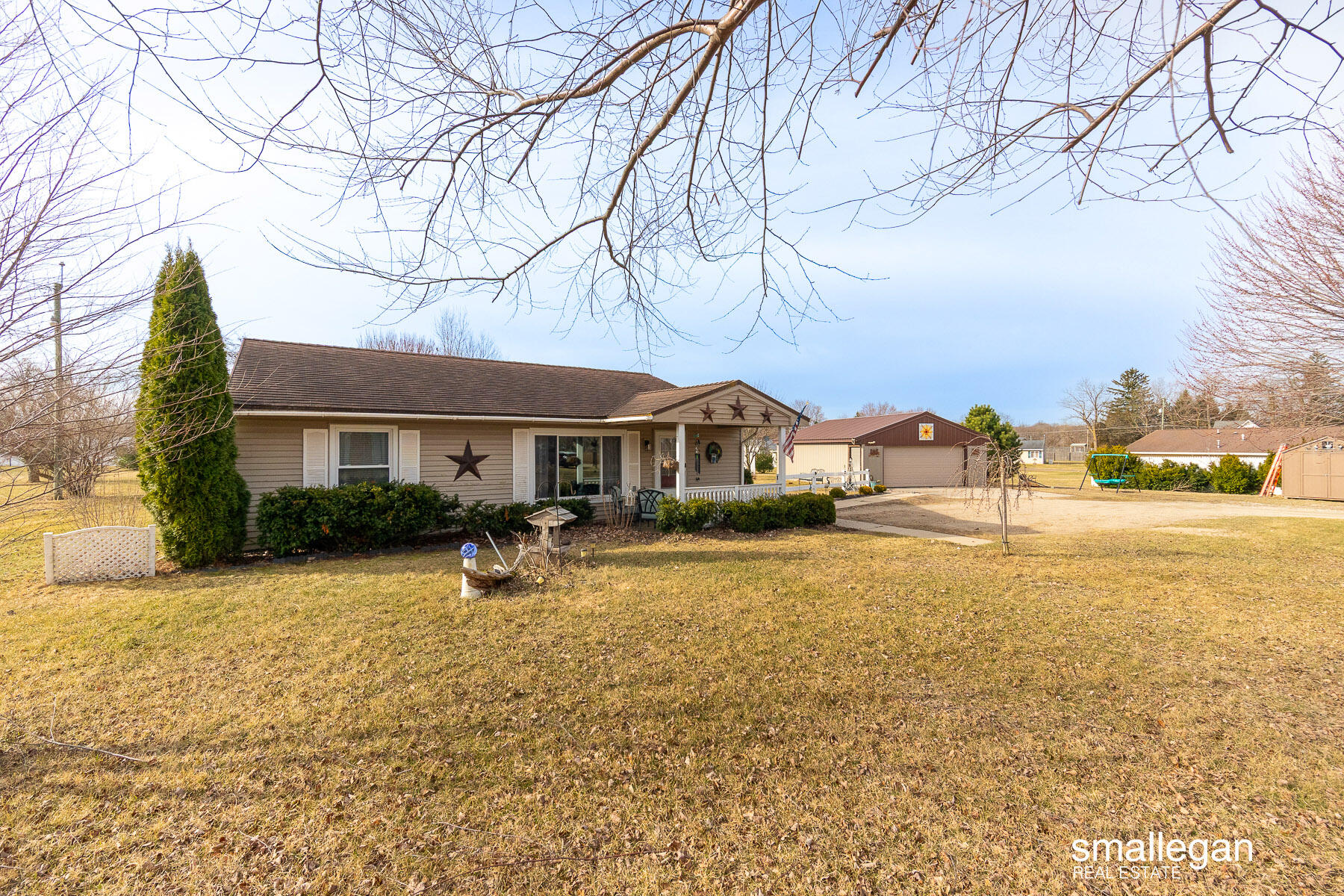88 E Parameter Road Property Photo