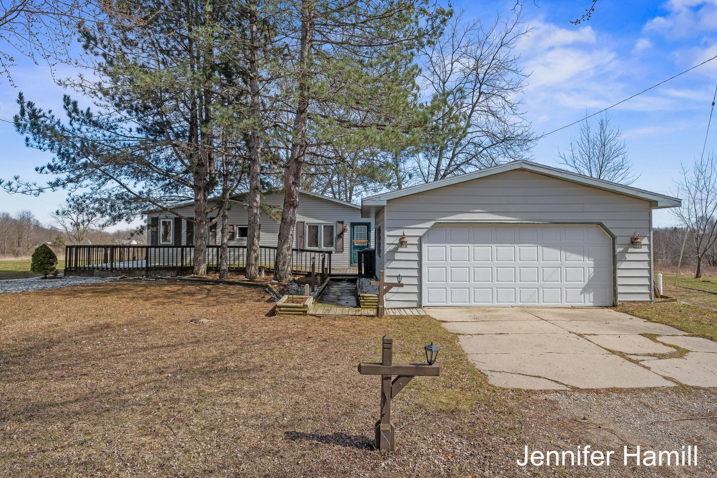 1024 13 Mile Road Ne Property Photo