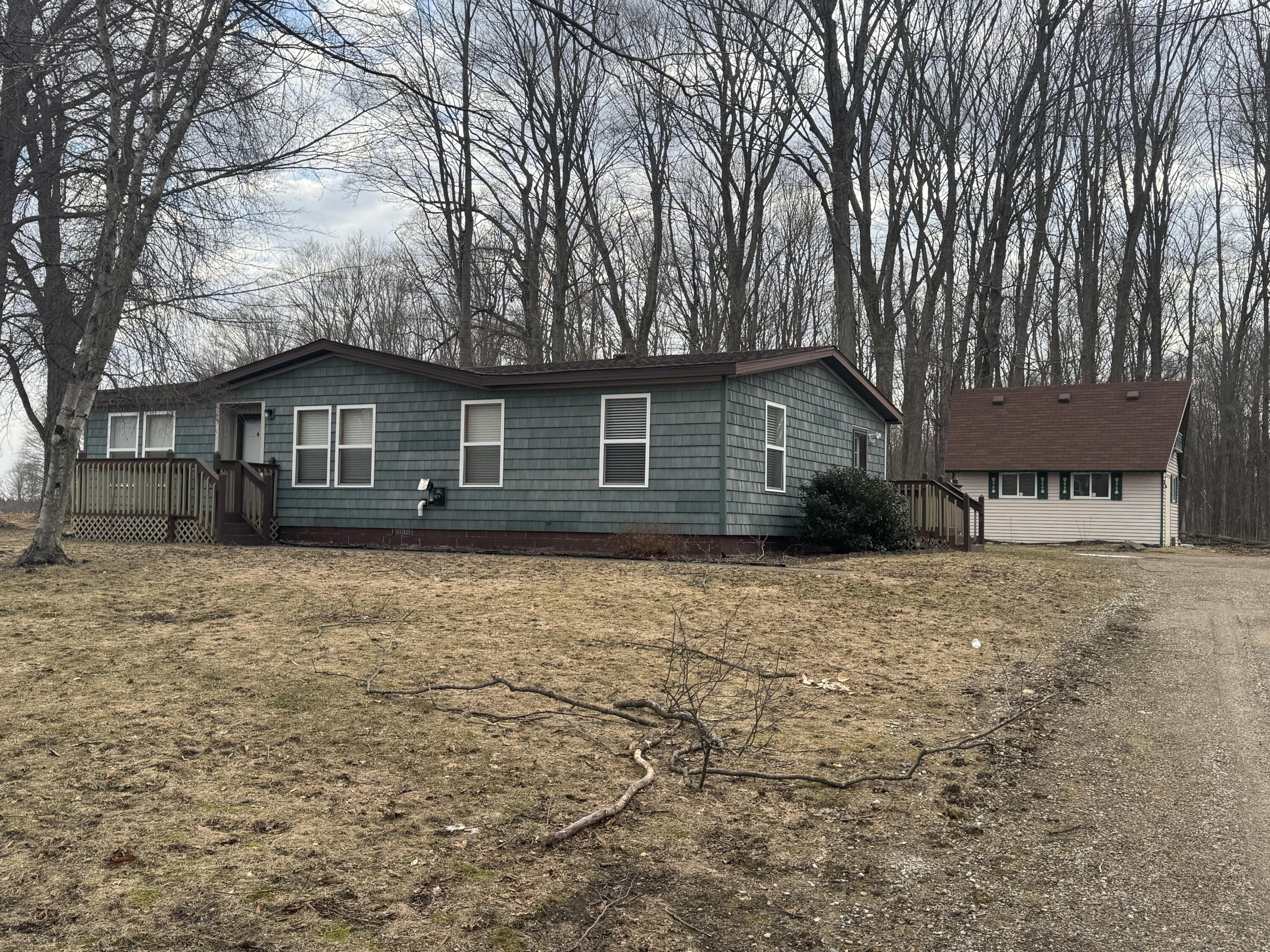 7301 S 25 Road