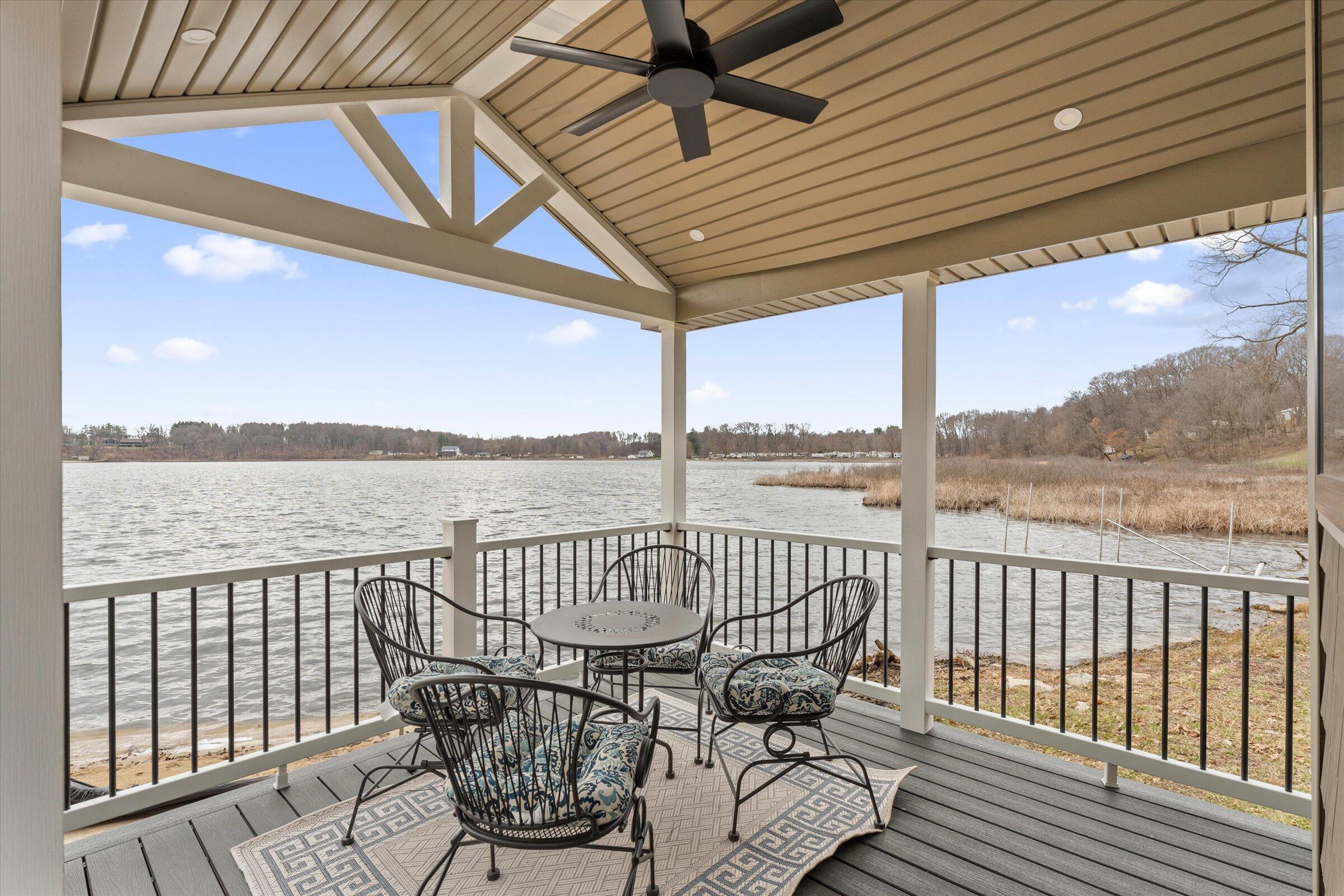 12575 Bair Lake Street Property Photo