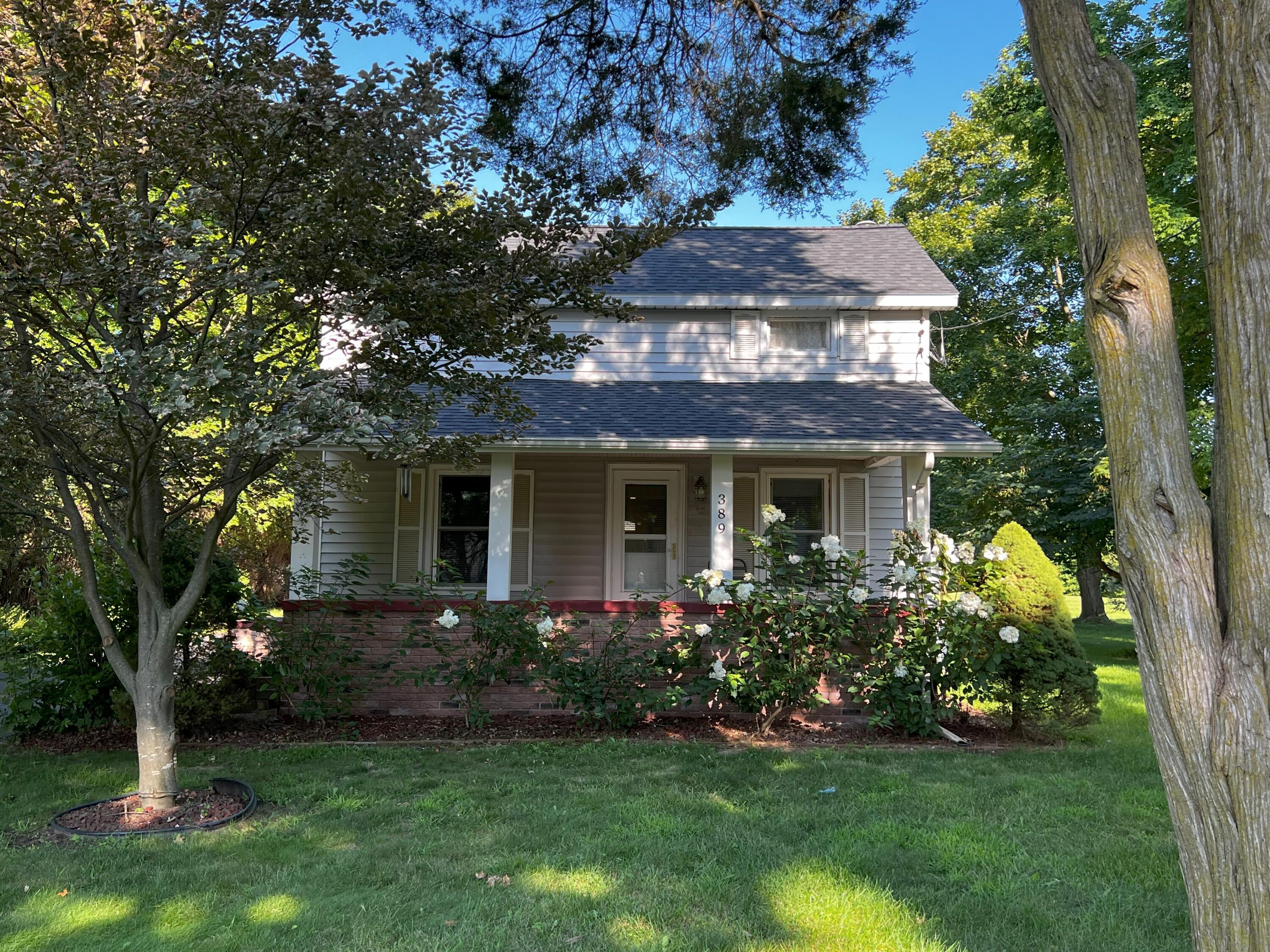 389 Hillsdale Street Property Photo