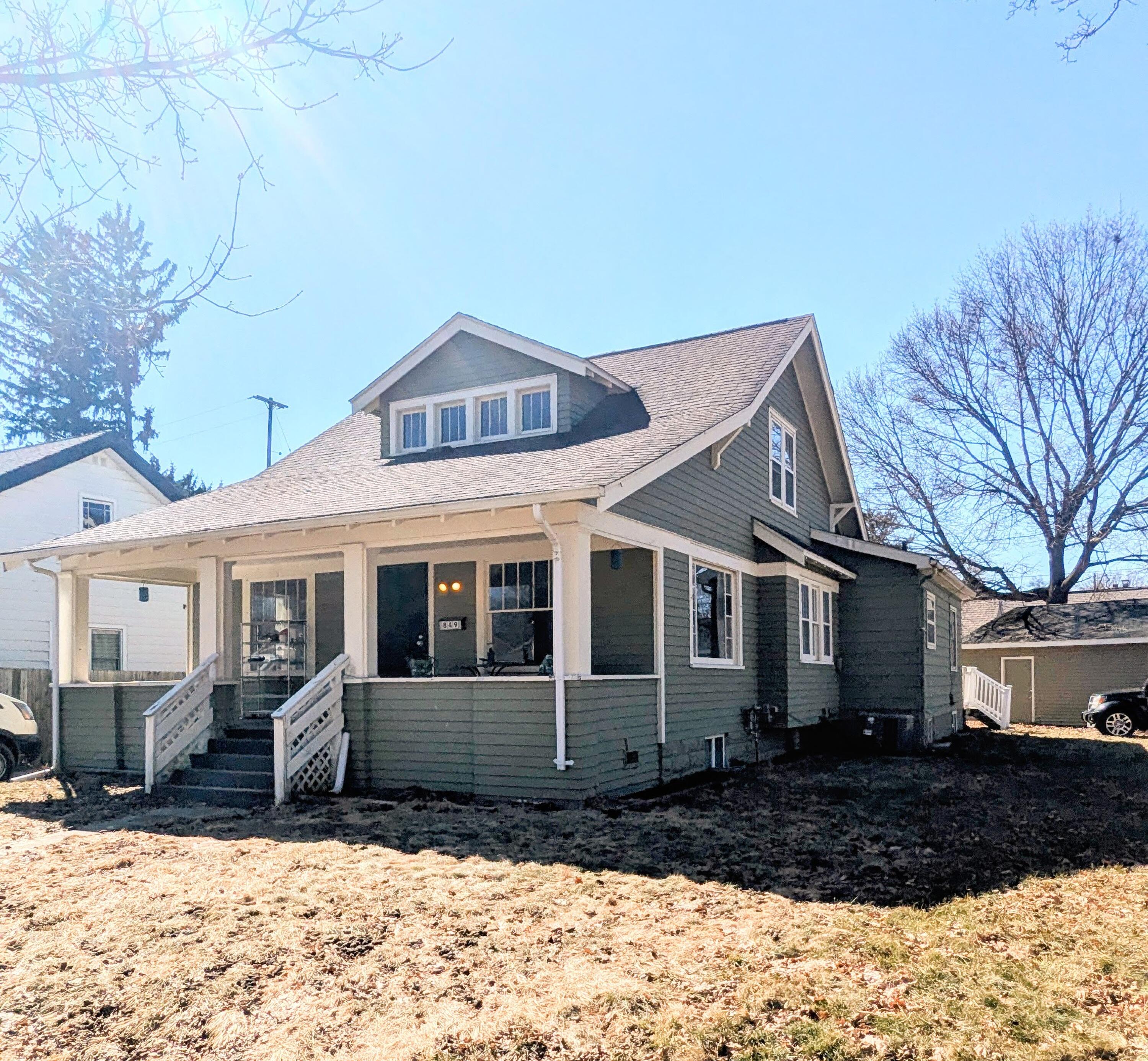 849 Dickinson Street Property Photo
