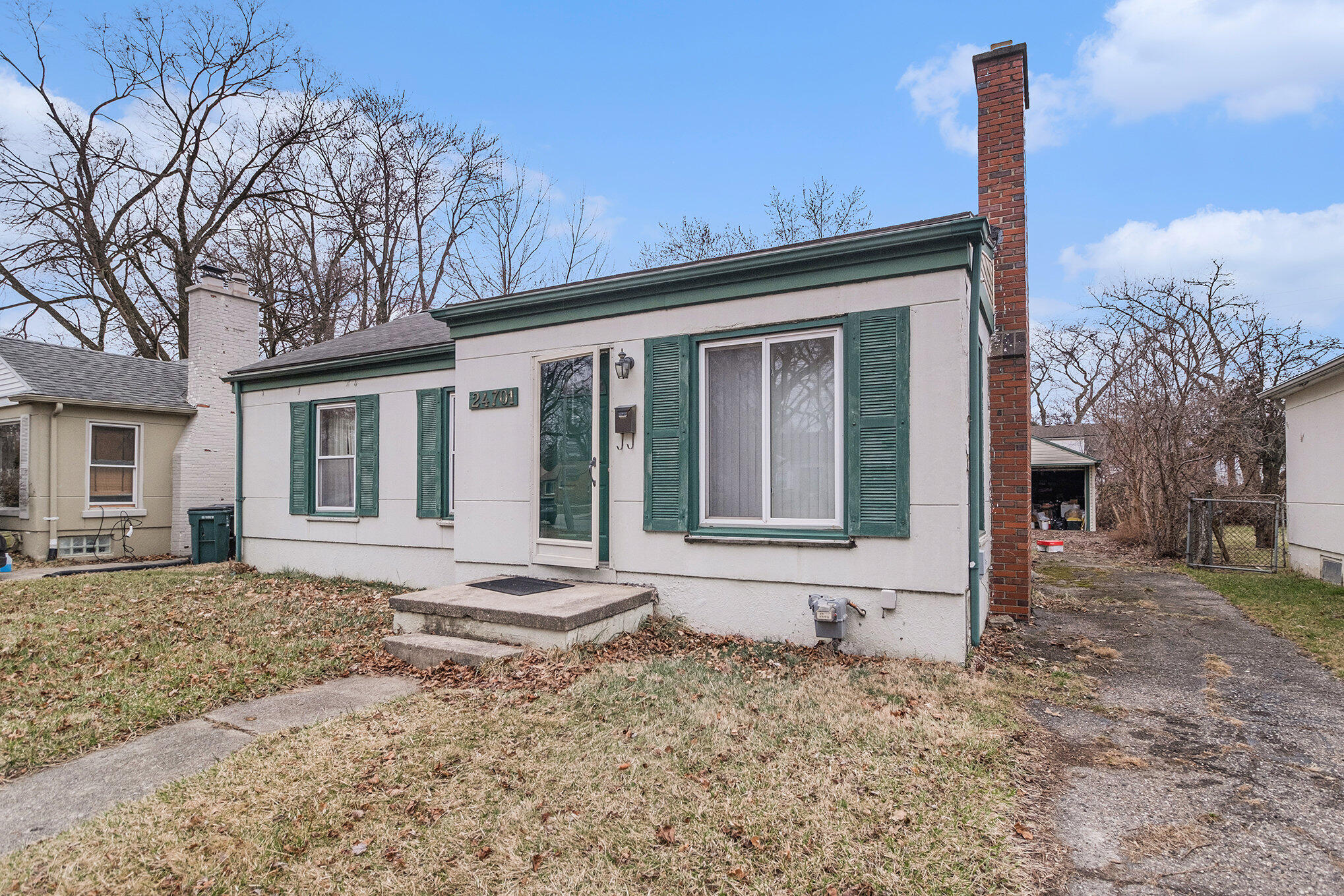 24701 Parklawn Street Street Property Photo 2