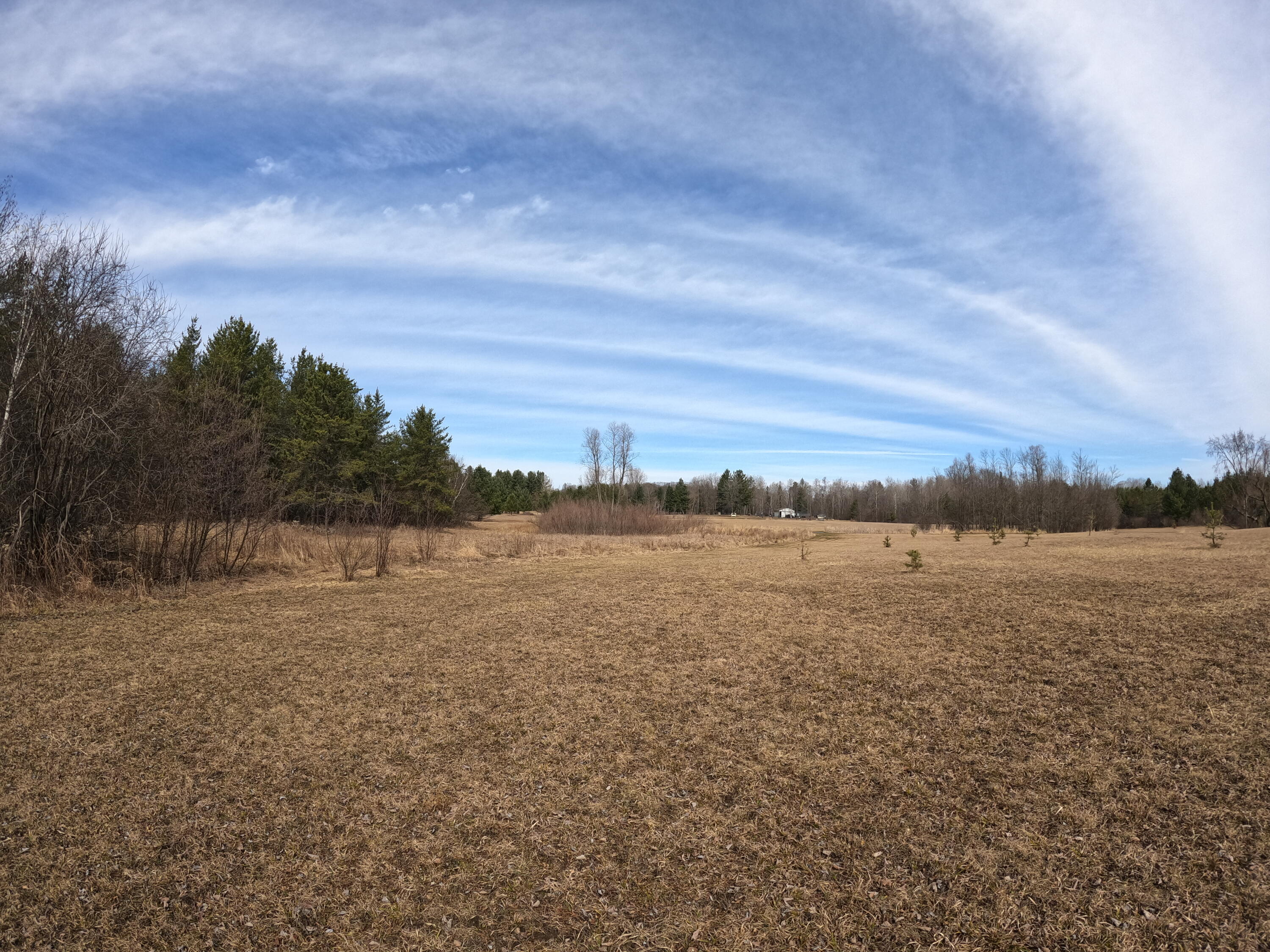 10586 E Townline Lake Road Property Photo