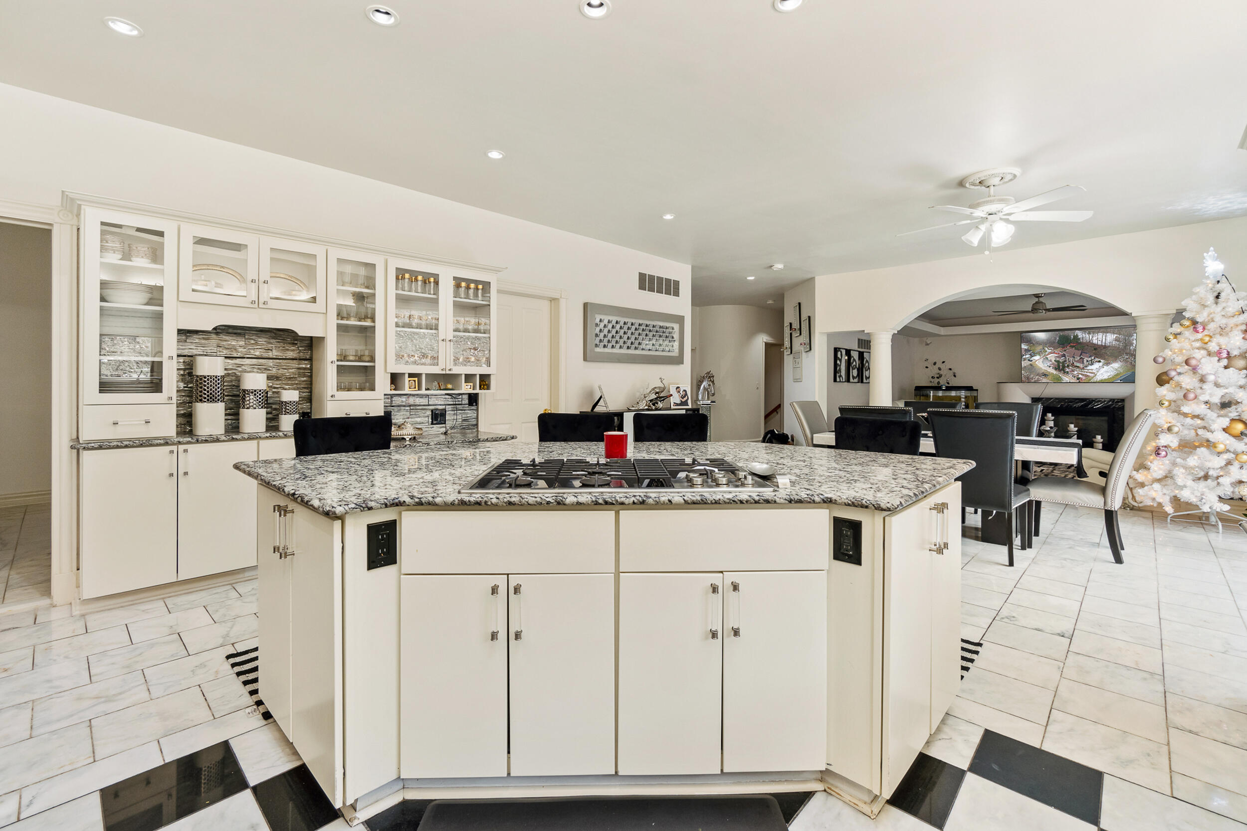 1840 Lexington Boulevard Property Photo 25