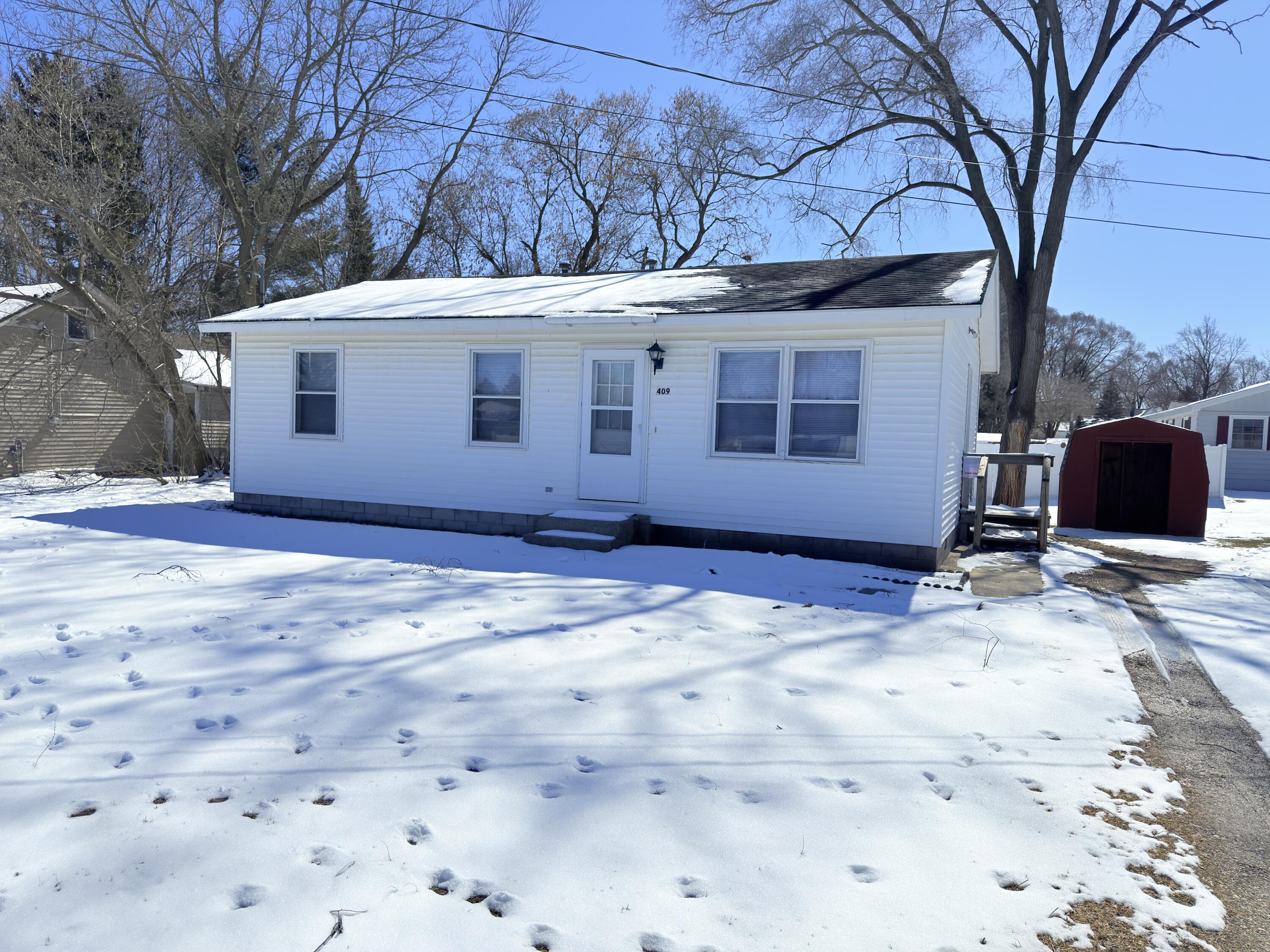 409 E Lincoln Avenue Property Photo