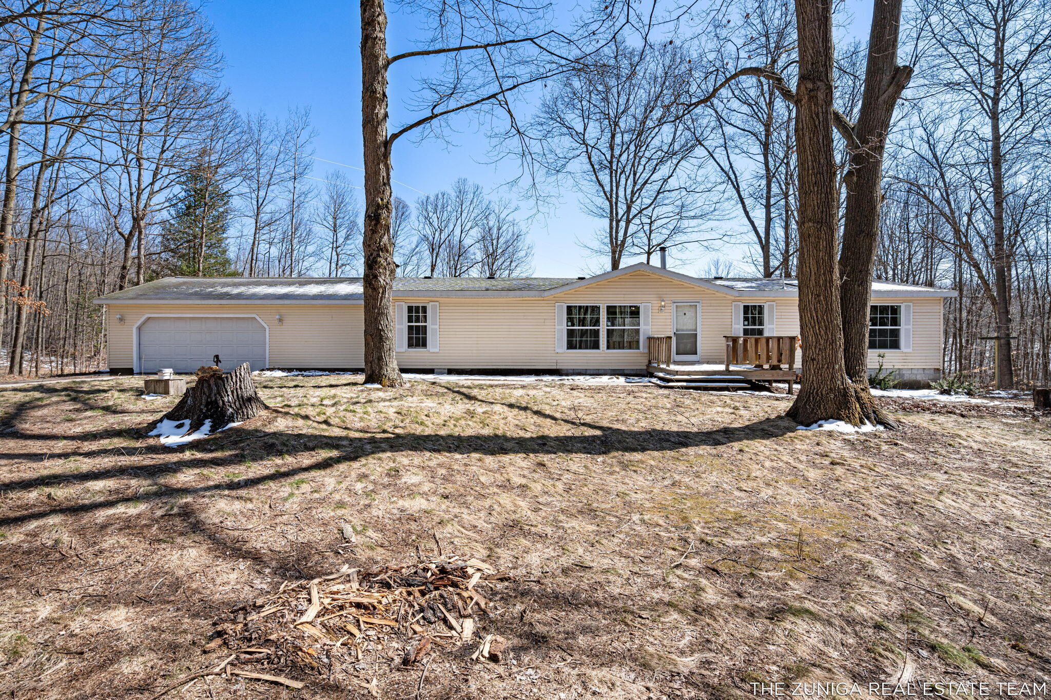 2065 W Cleveland Road Property Photo