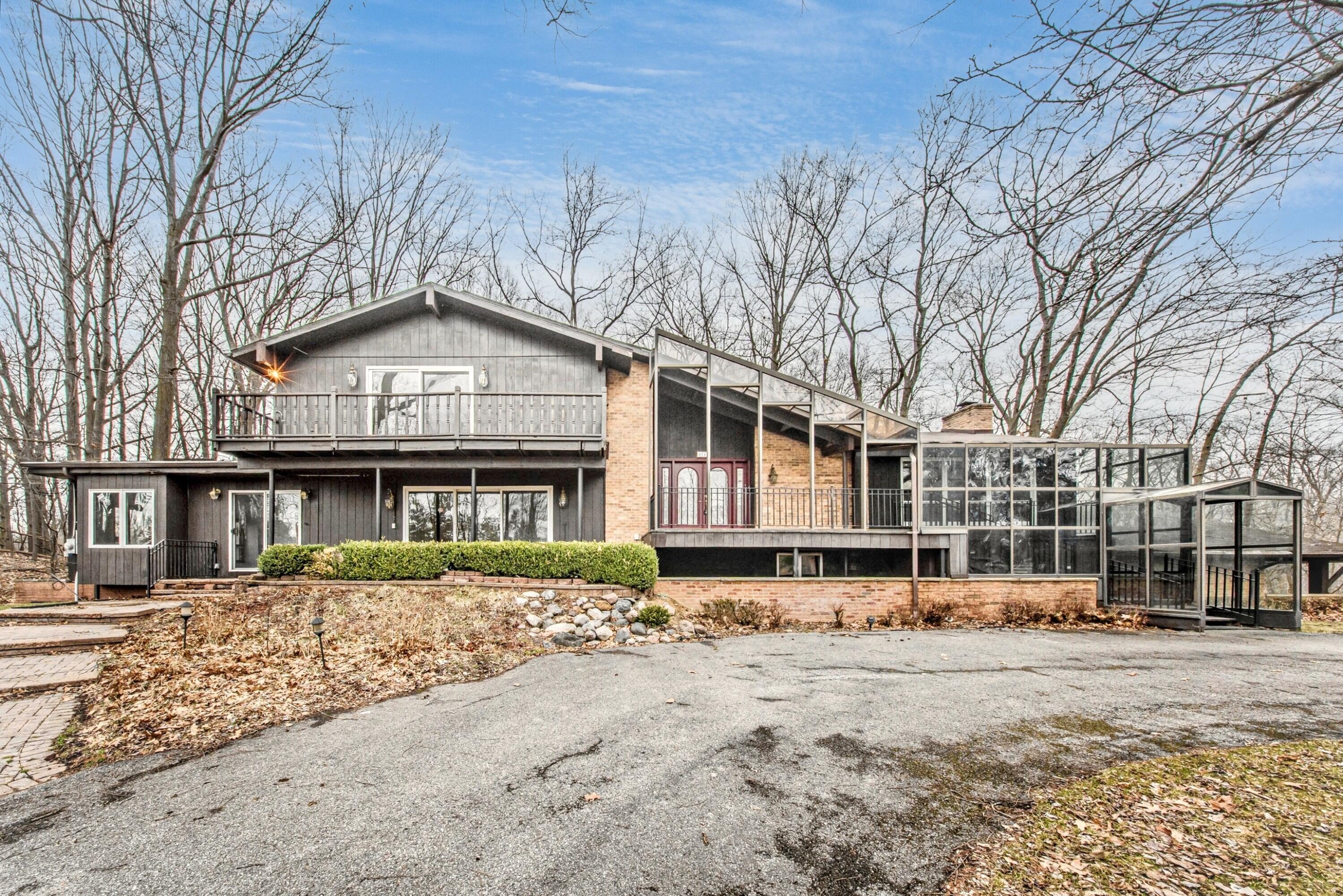 4710 Cove Road Property Photo