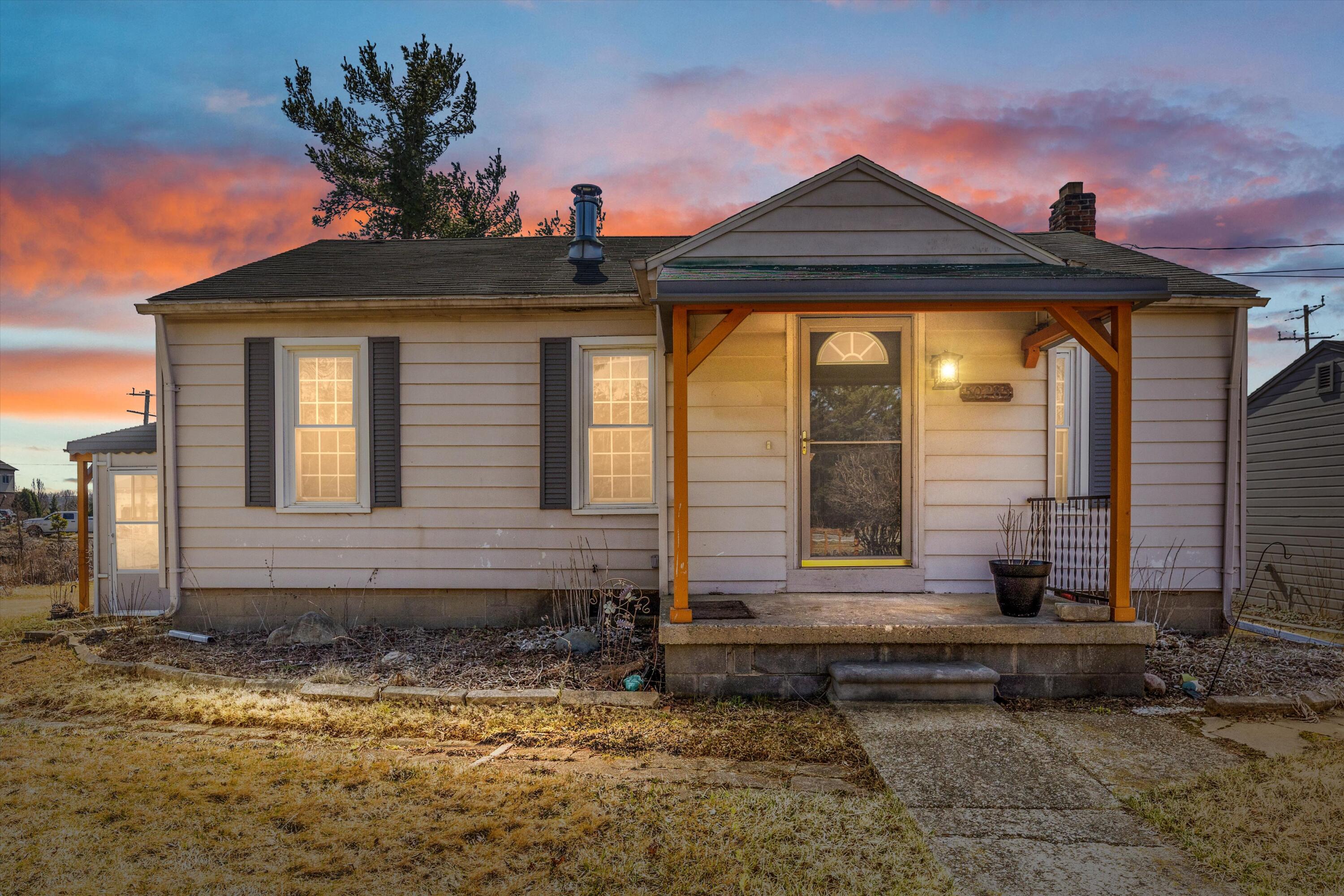 50285 W 7 Mile Road Property Photo