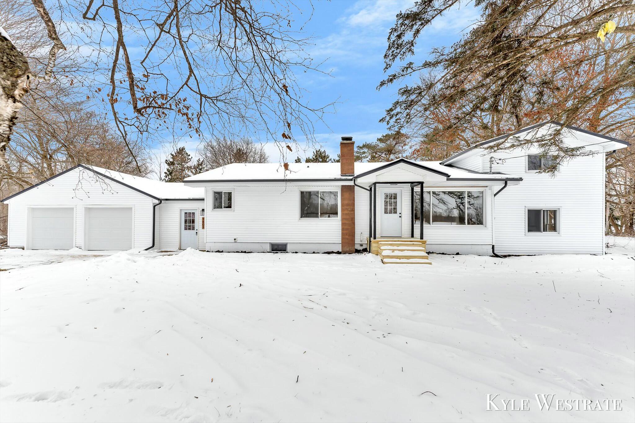 1601 E Condensery Road Property Photo