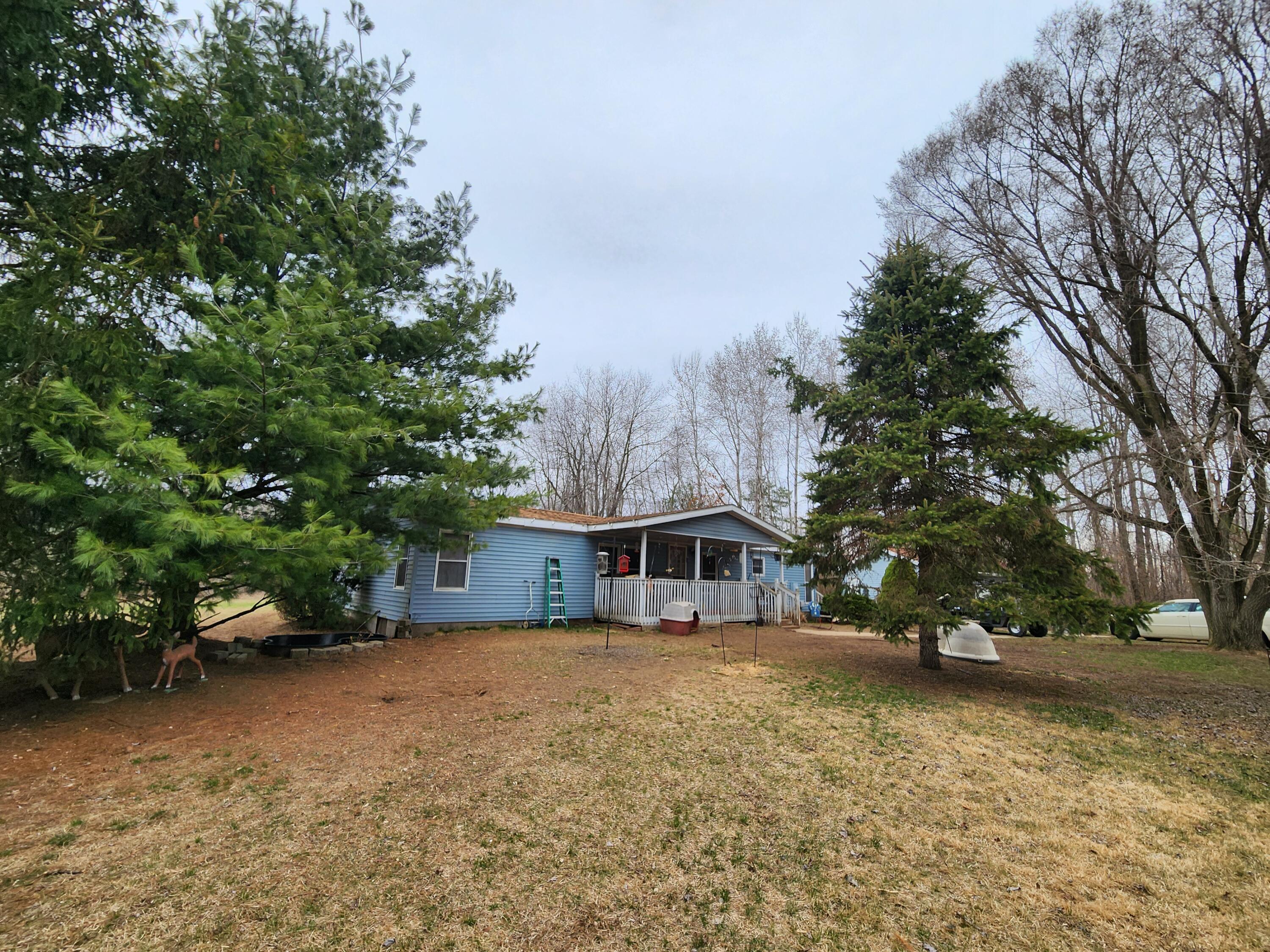 8645 Alpine Avenue Nw Property Photo