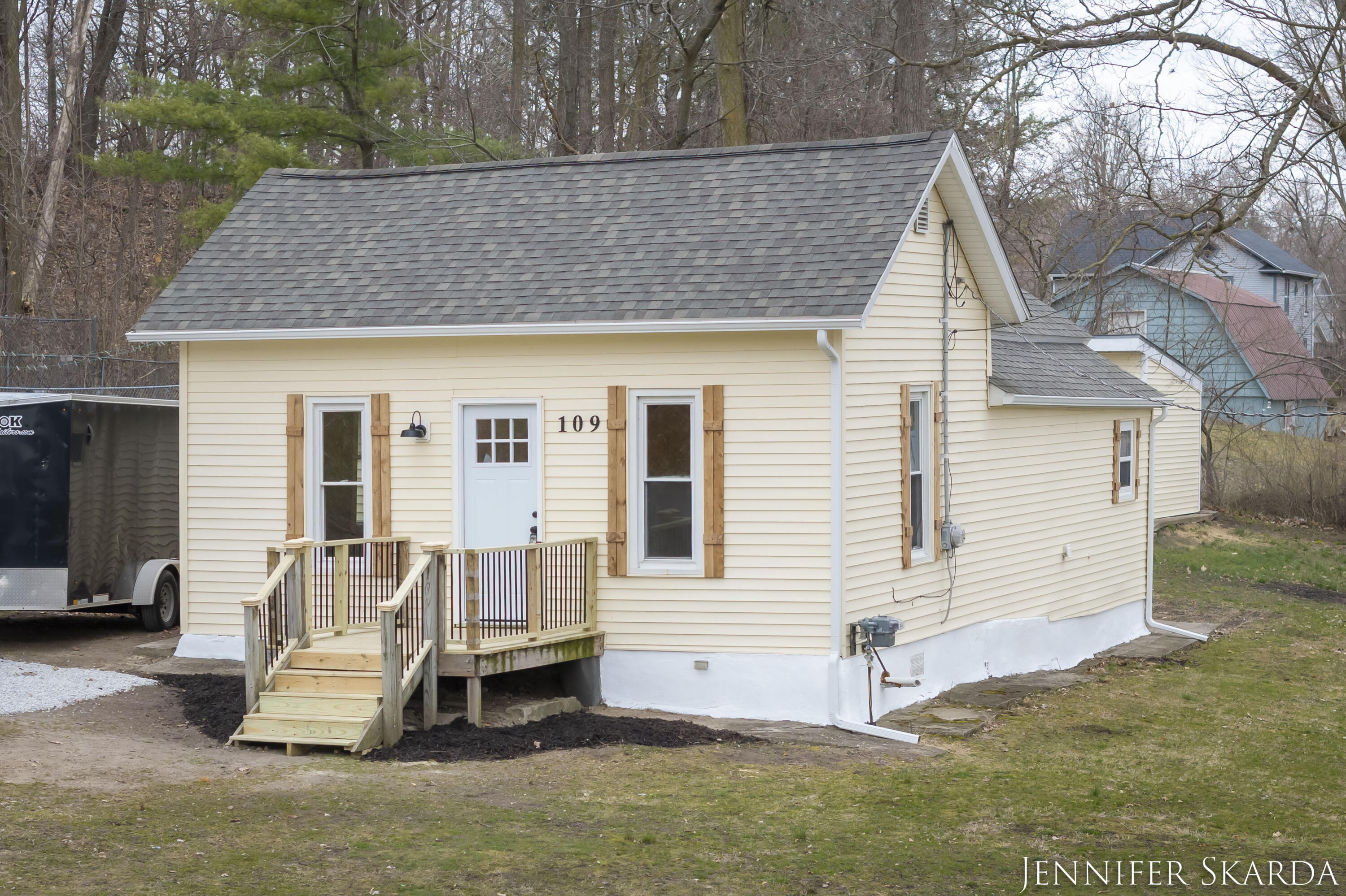 109 E Blair Street Property Photo