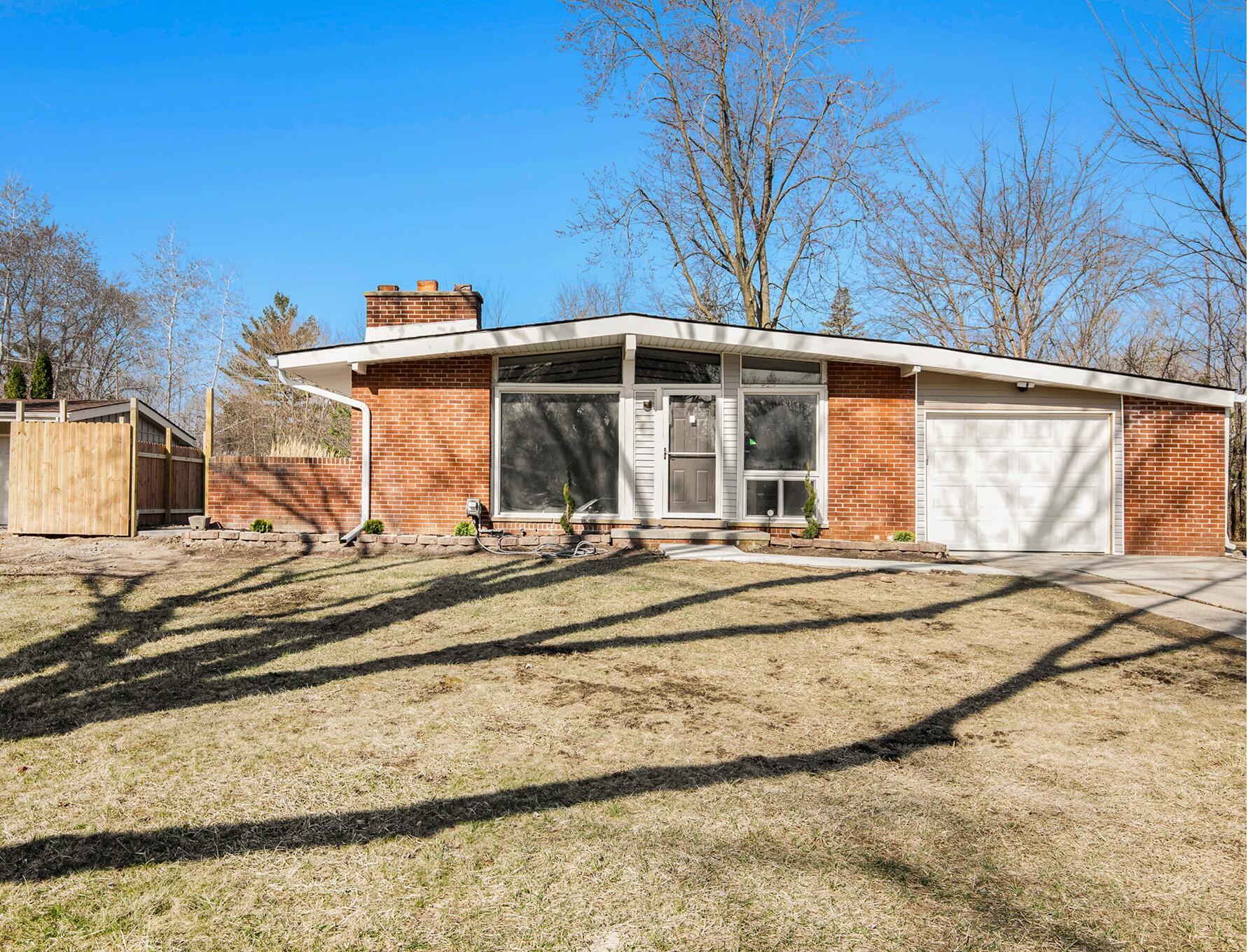 29937 Rock Creek Drive Property Photo 1