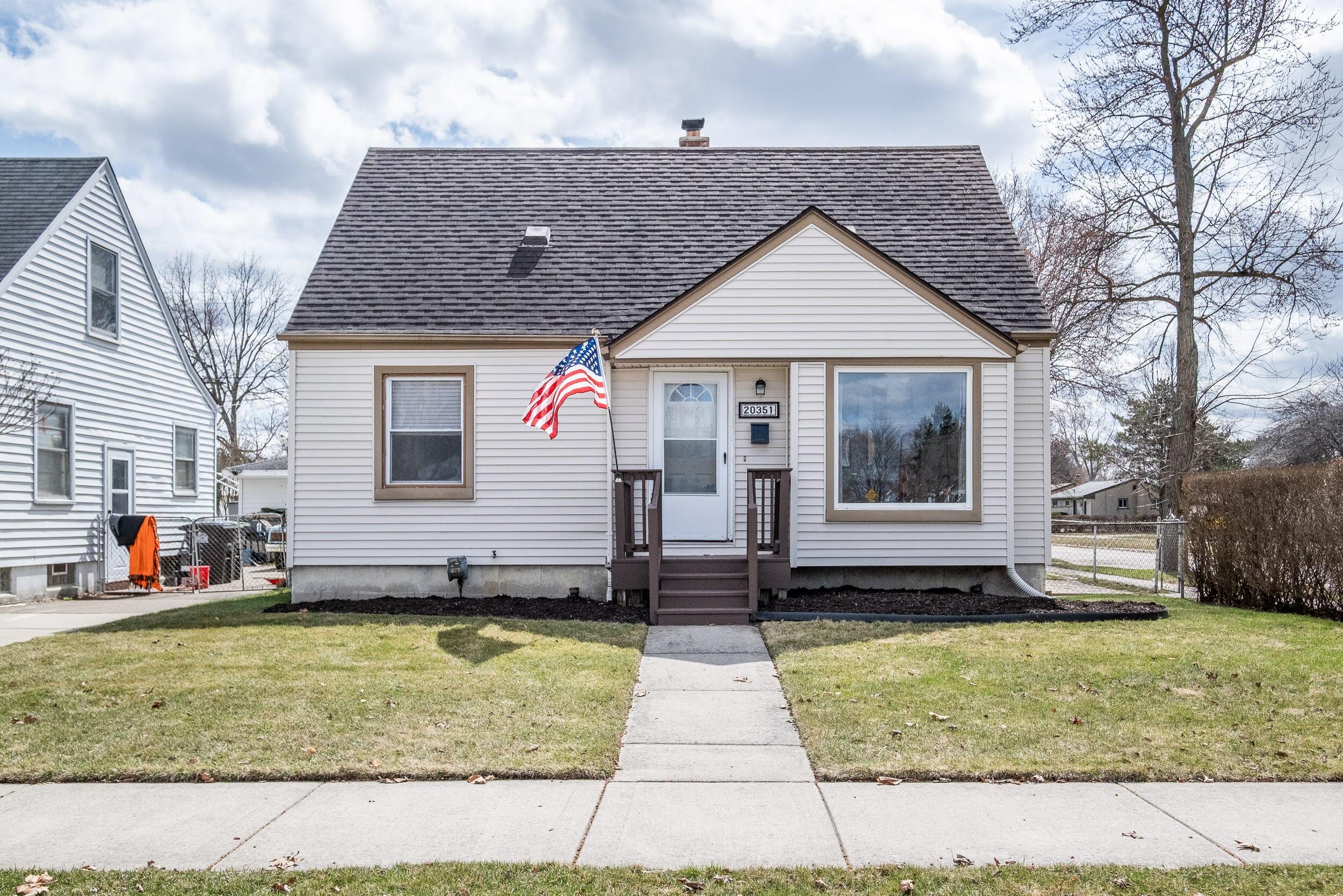 20351 Champaign Street Property Photo