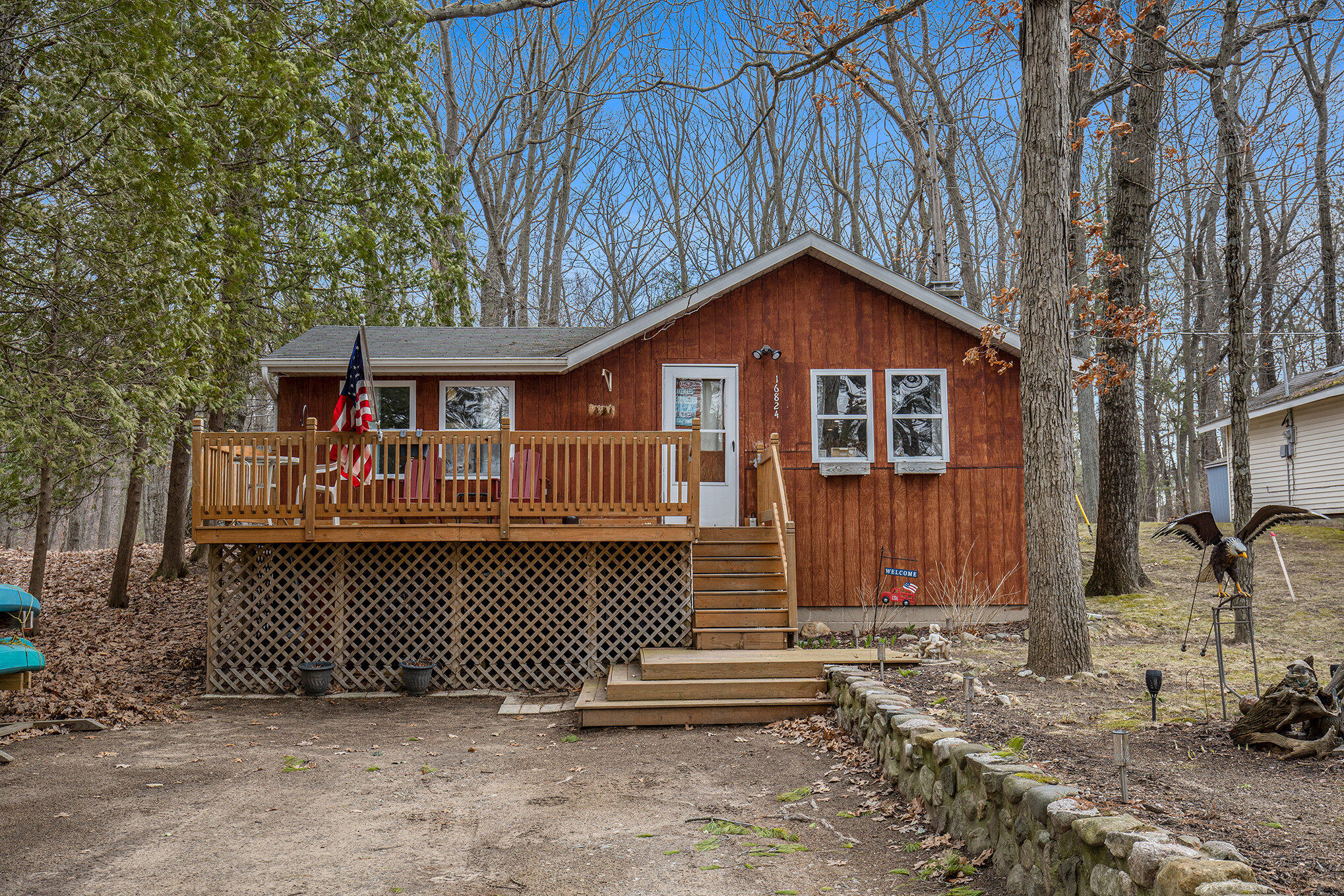 16824 Shawano Drive Ne Property Photo