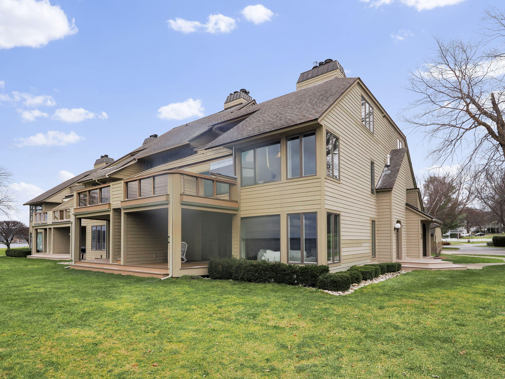 500 Front Street, 36 Property Photo