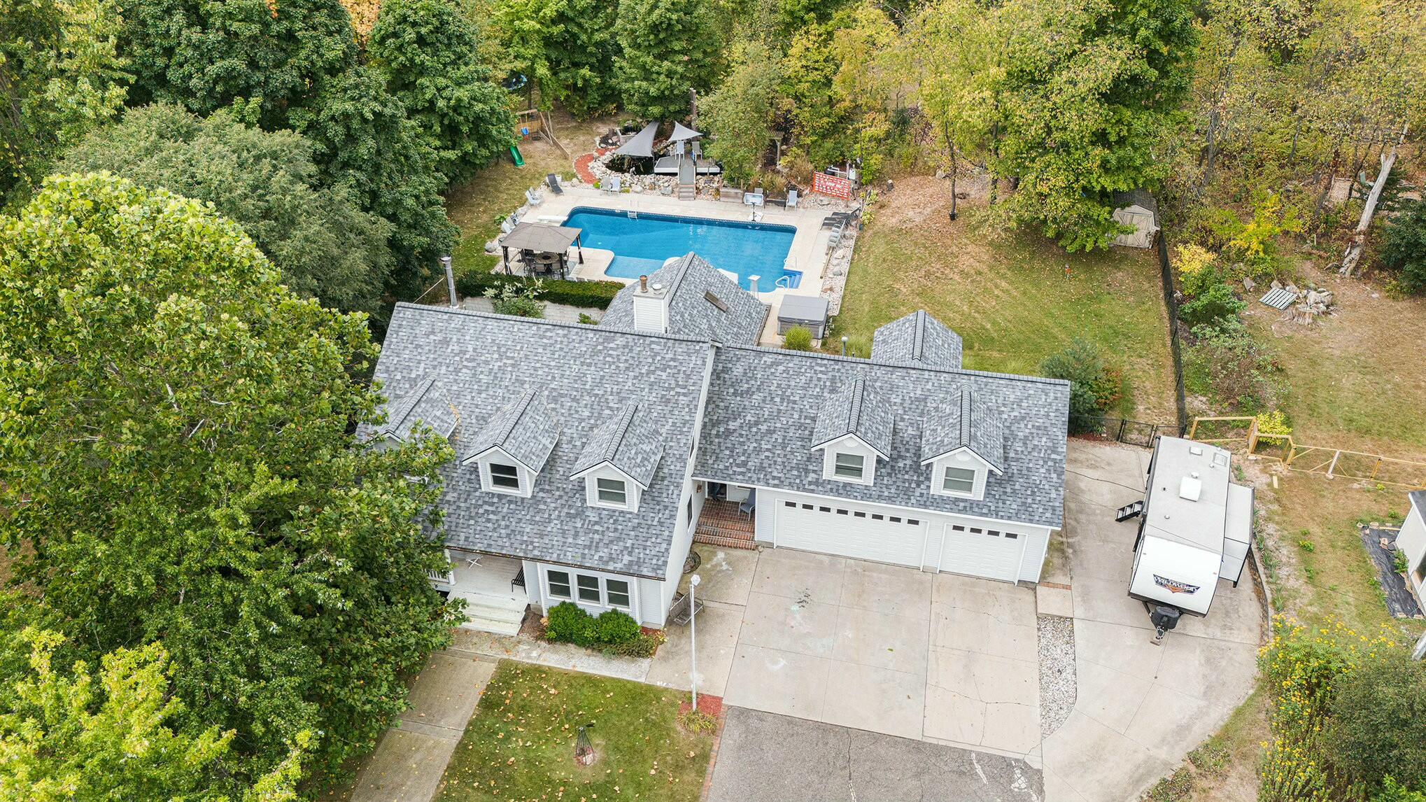 495 Martindale Street Nw Property Photo