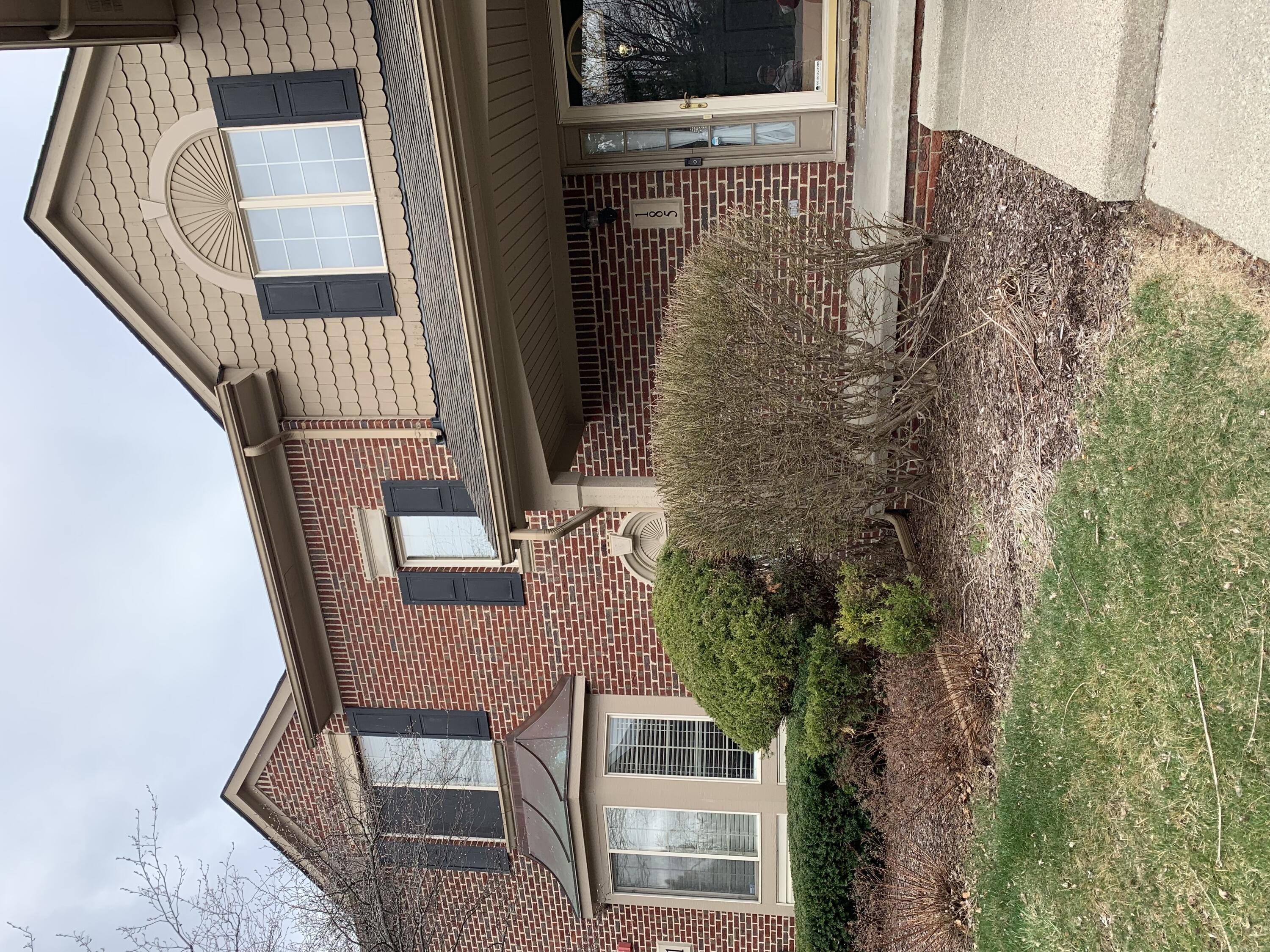 185 Sheffield Court Property Photo