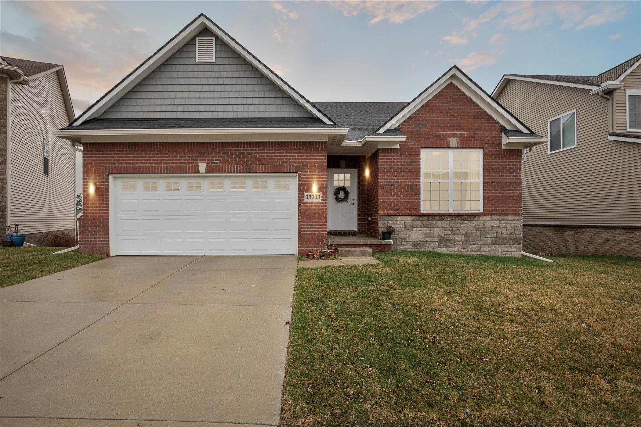 30909 Asbury Hill Court Property Photo