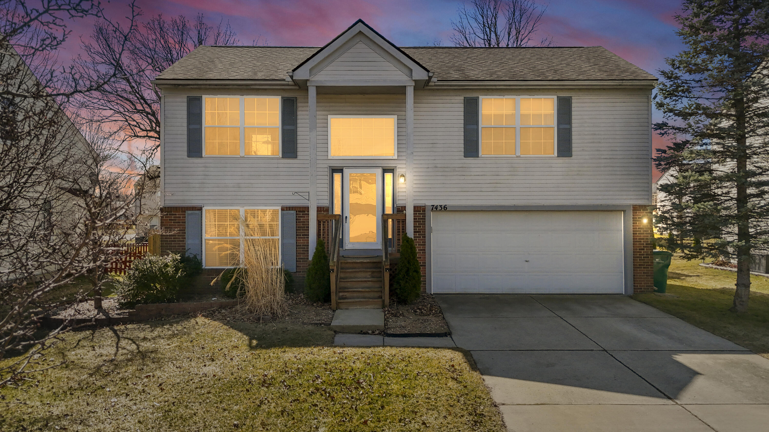 Amberly Grove Real Estate Listings Main Image