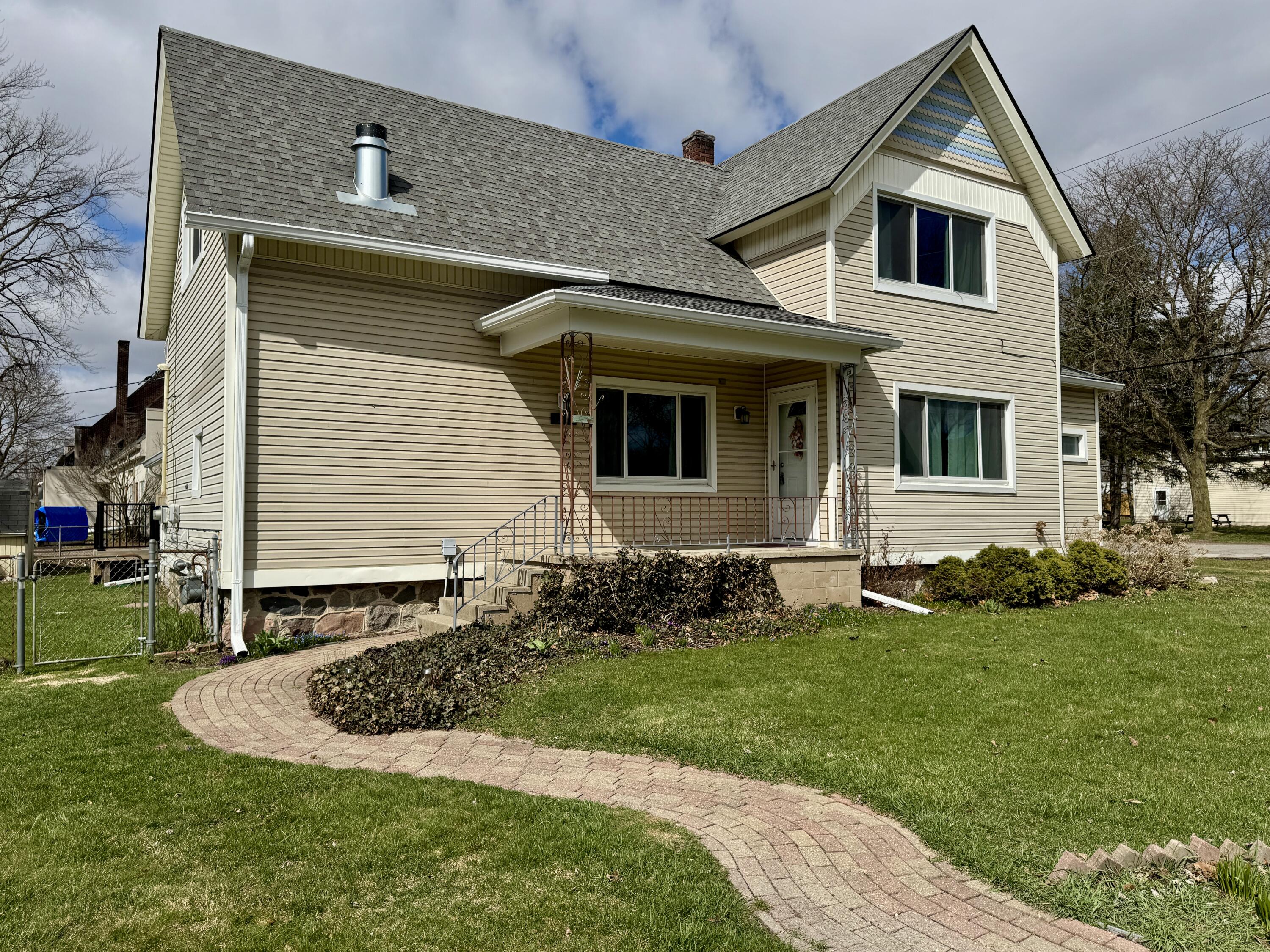 Armada Real Estate Listings Main Image
