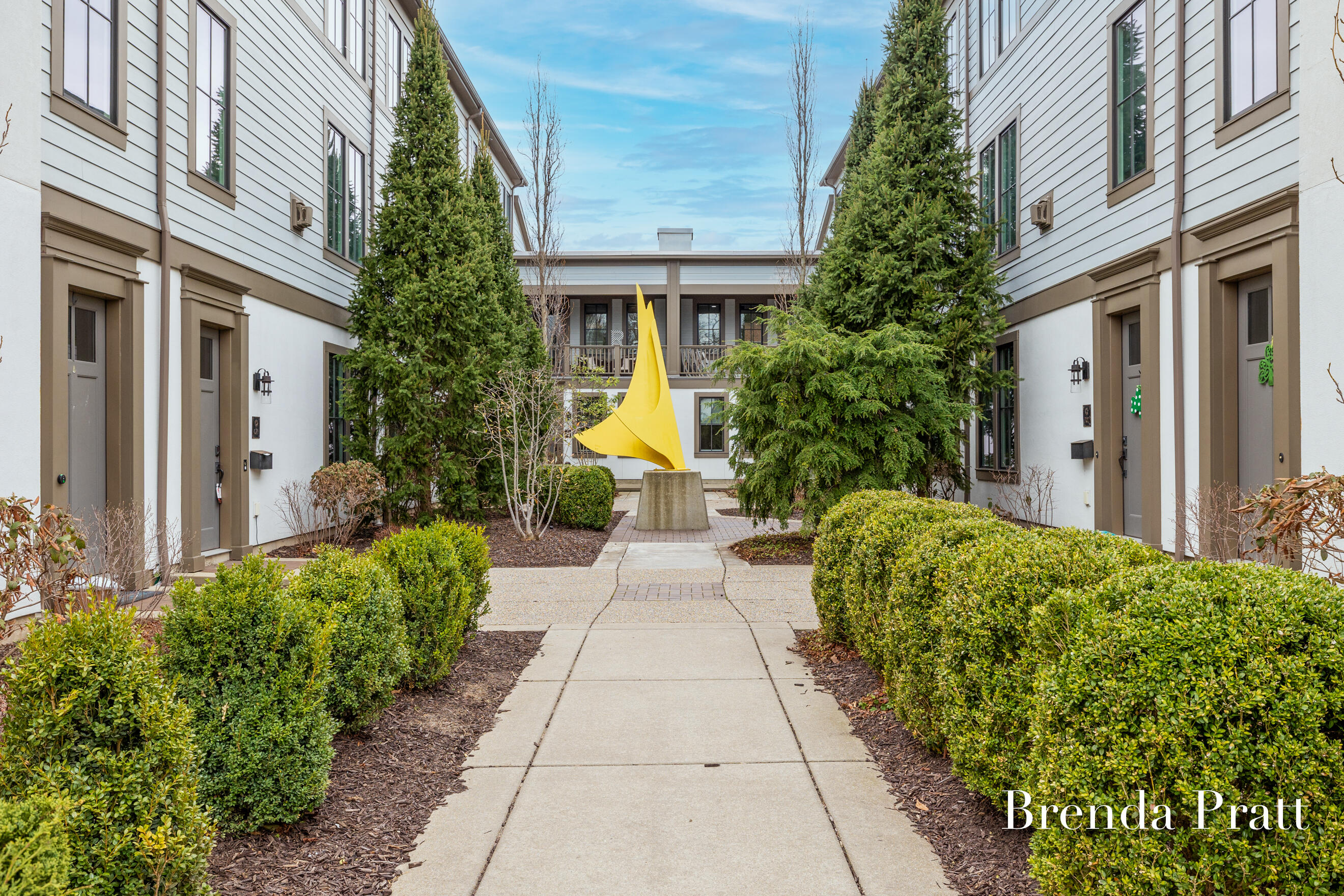 Croswell Mews Real Estate Listings Main Image