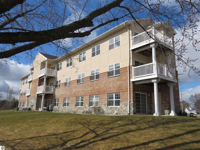 301 N Lake Street, 208 Property Photo