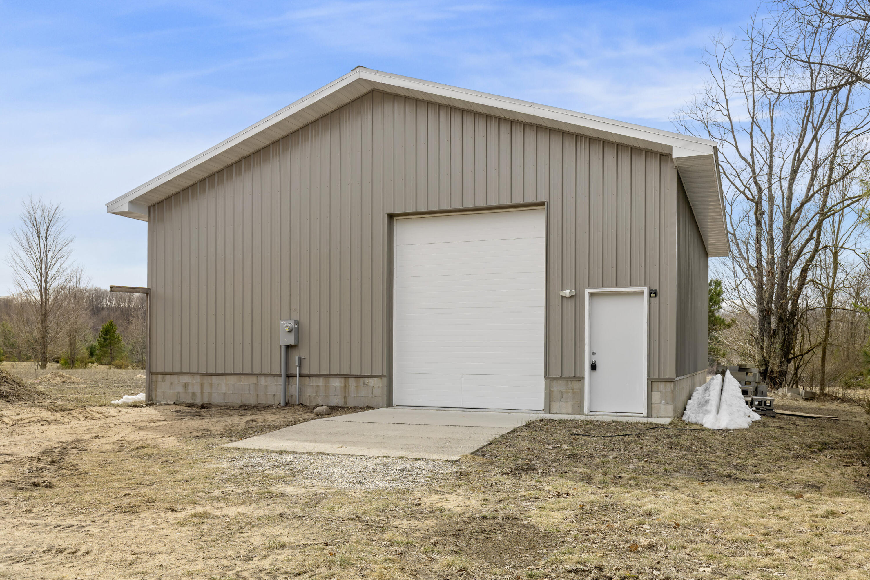 2200 Marshall Road Property Photo