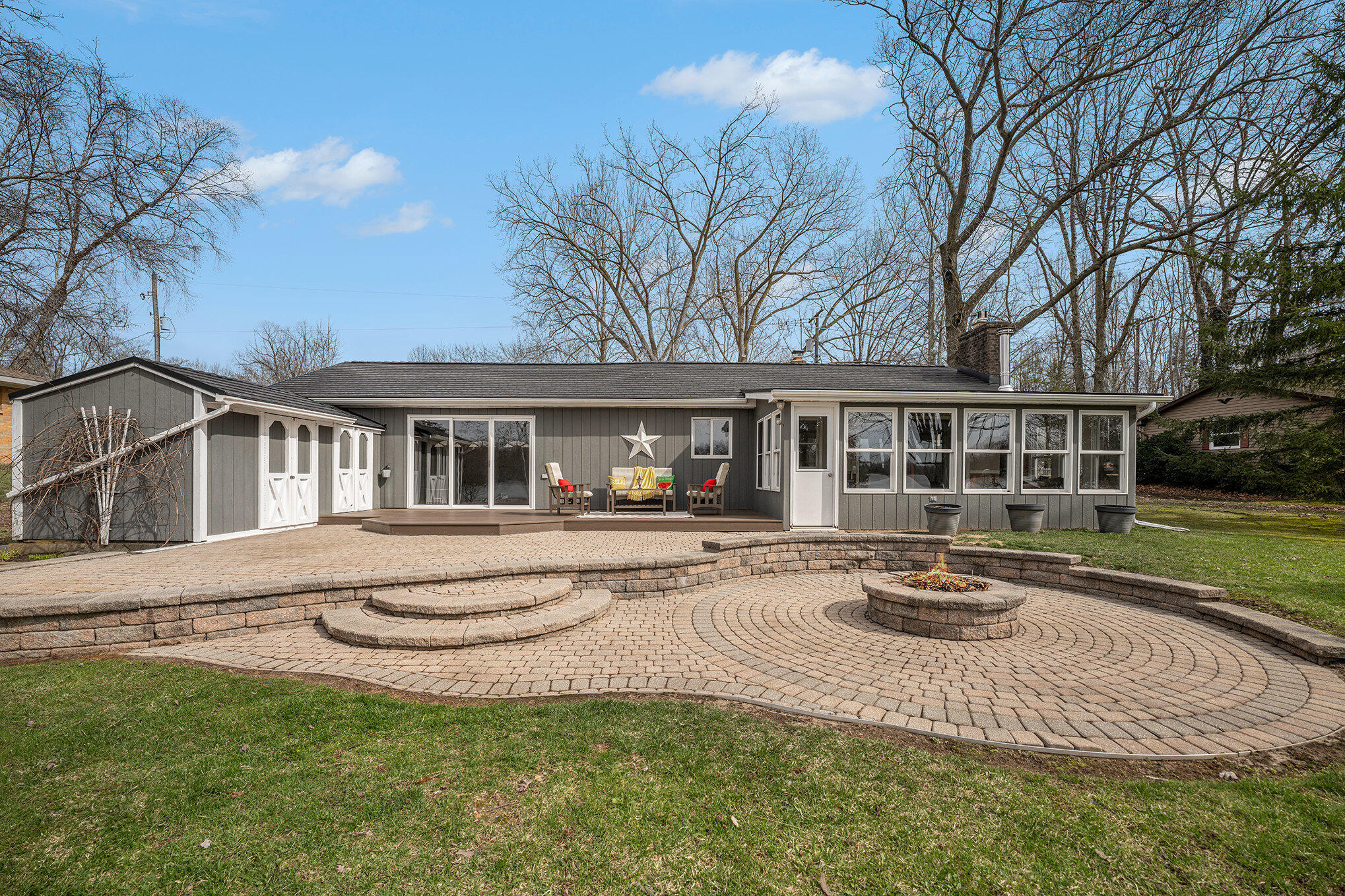 362 Minkler Lake Drive Property Photo