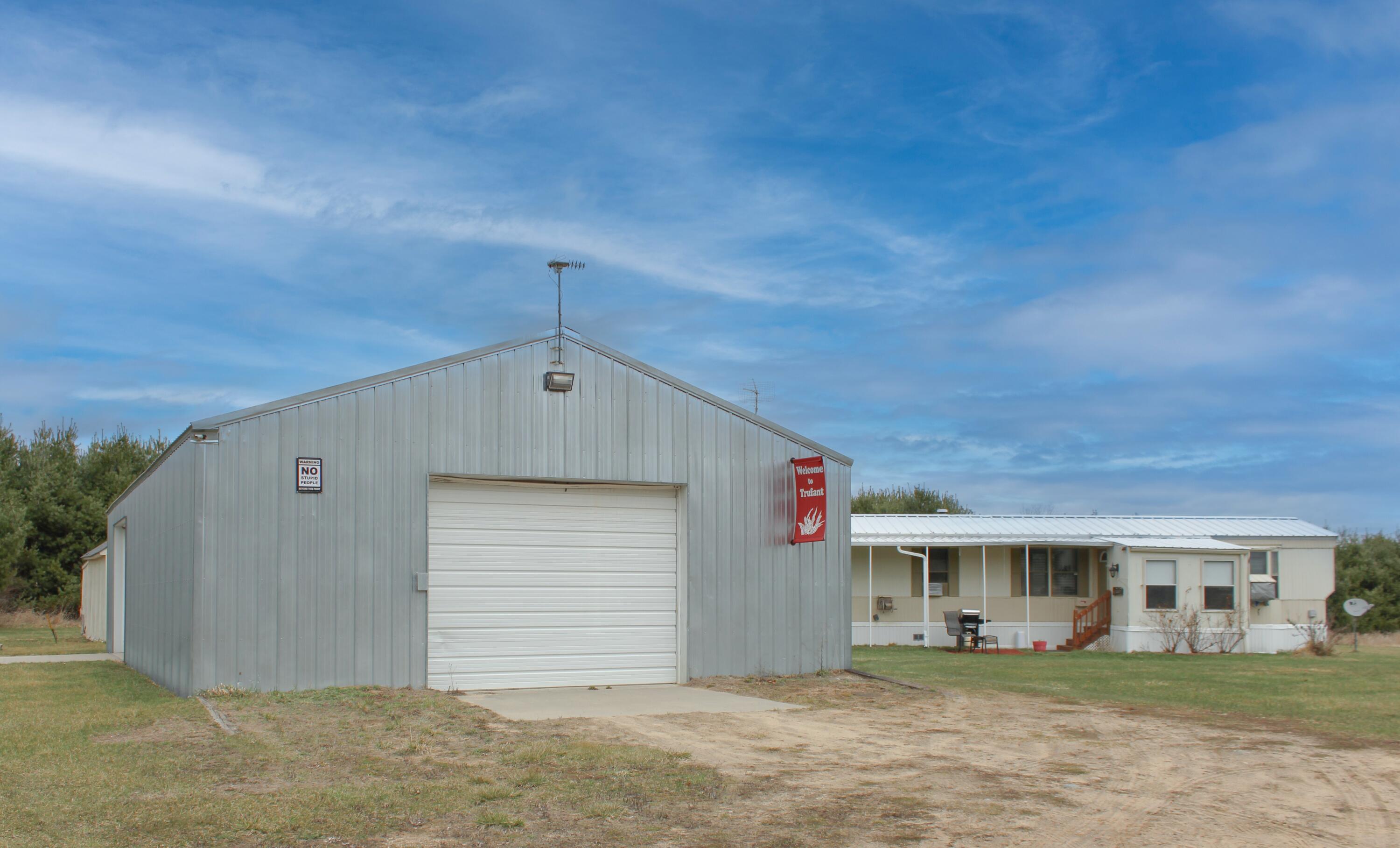 1466 N Marble Road Property Photo