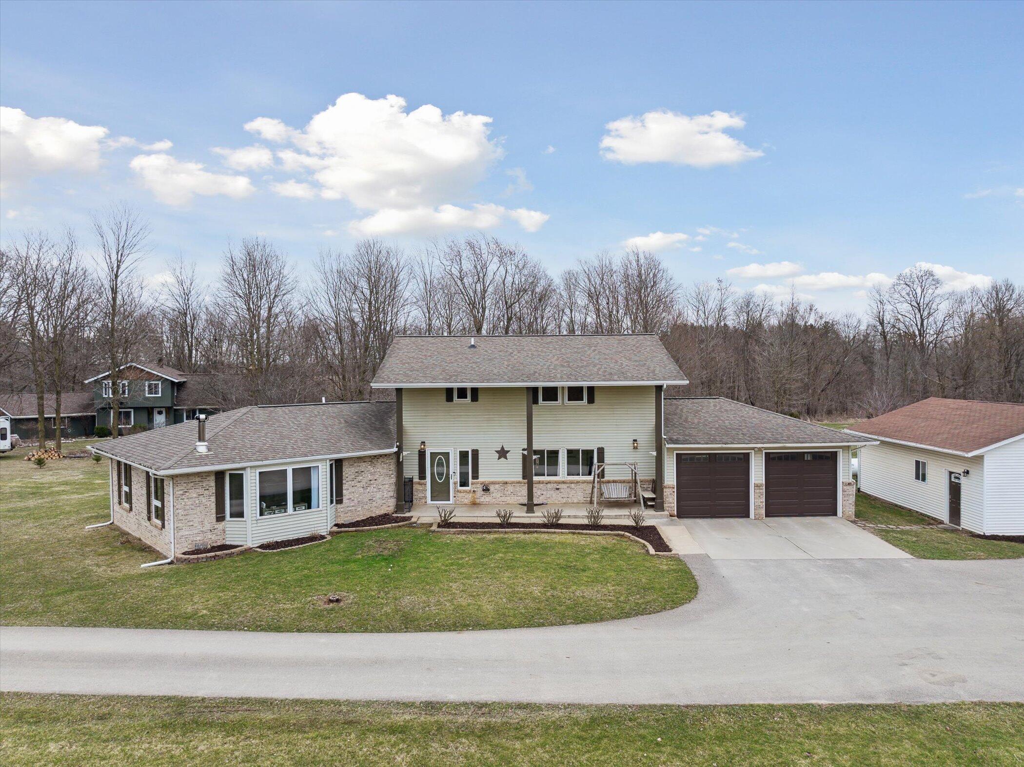 7990 E Eaton Highway Property Photo