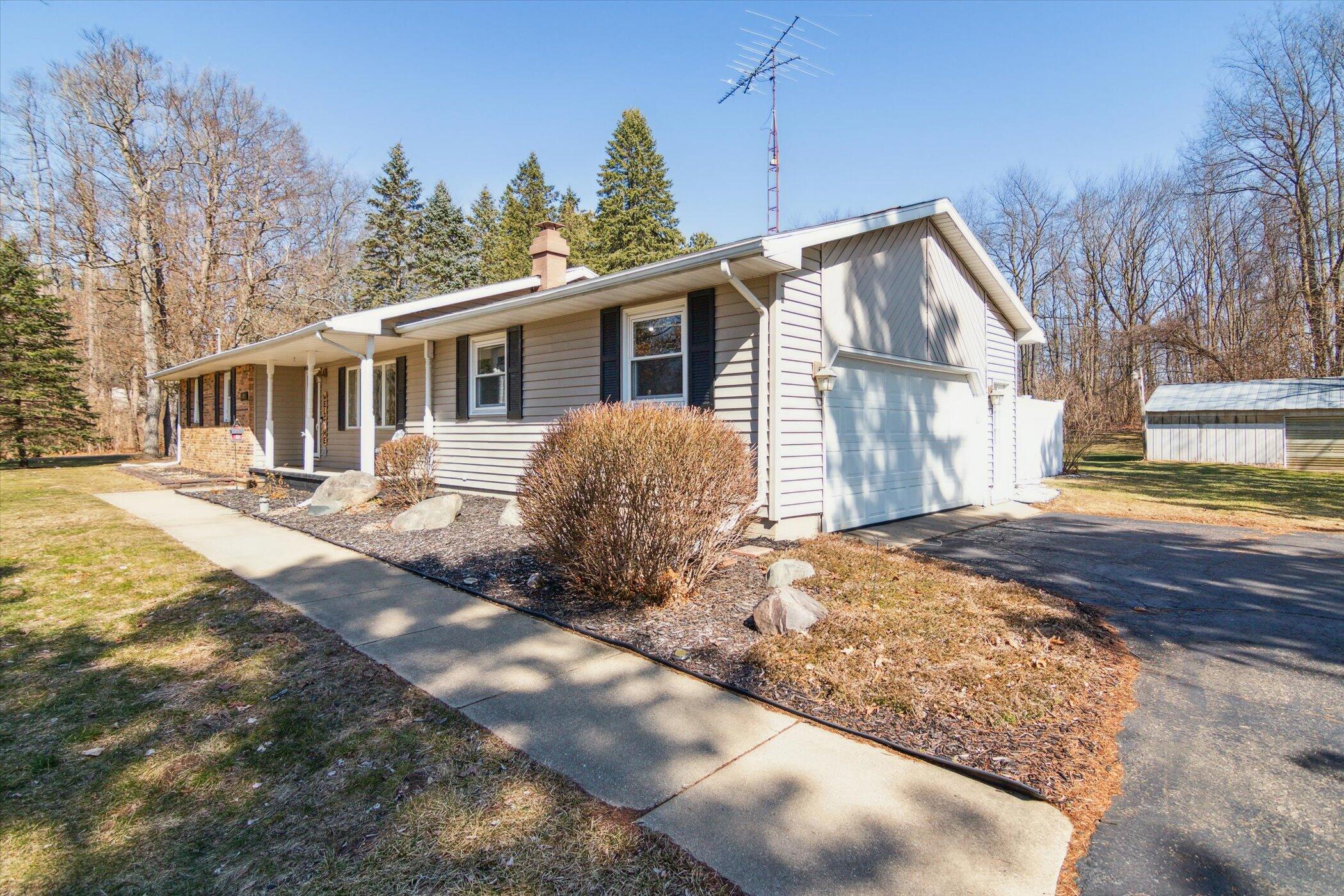 4701 Blackman Road Property Photo 4
