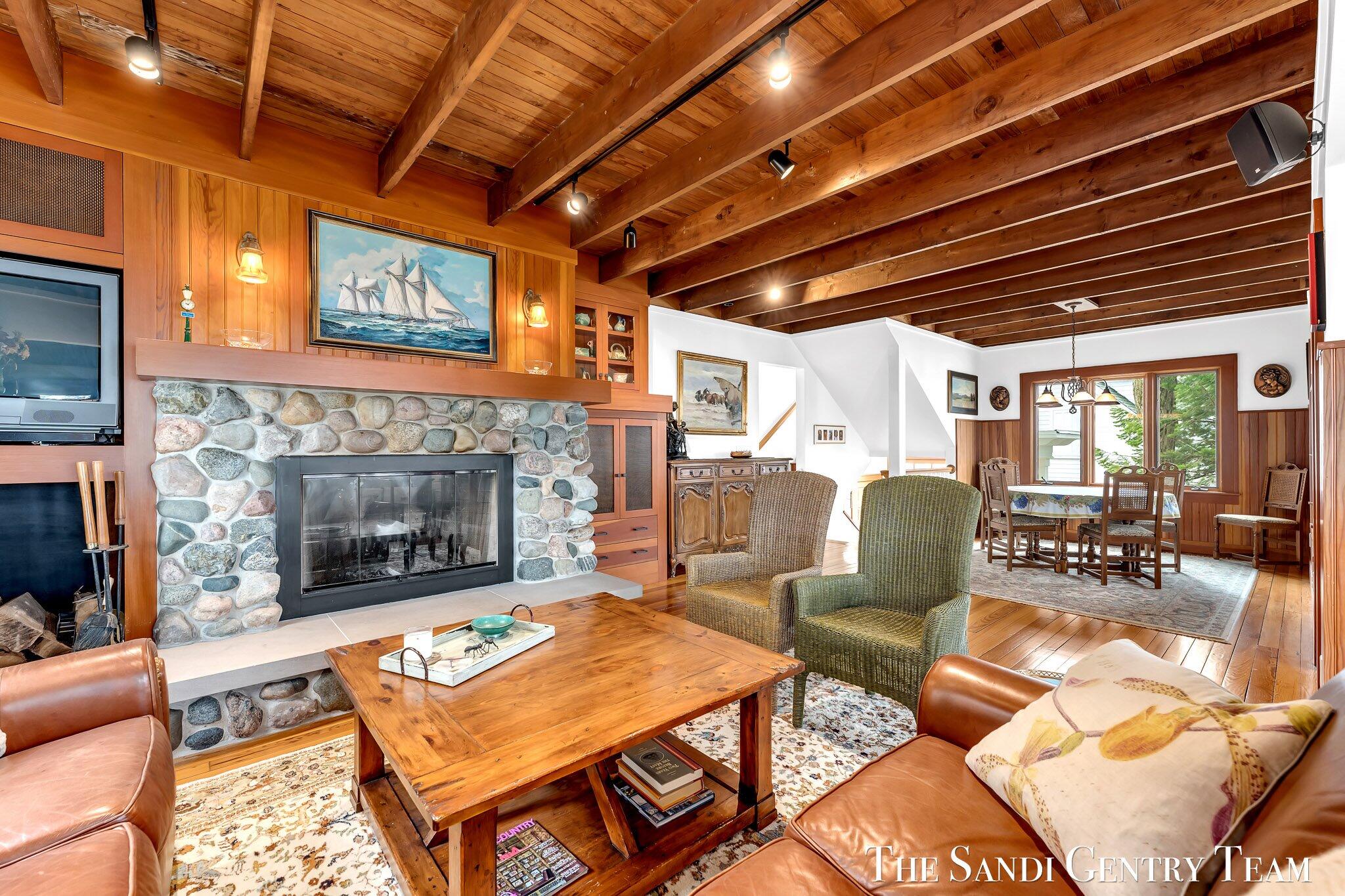 18215 Spindle Drive Property Photo 16