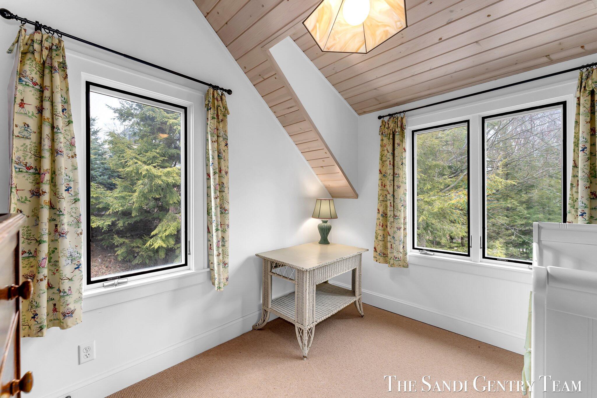 18215 Spindle Drive Property Photo 42