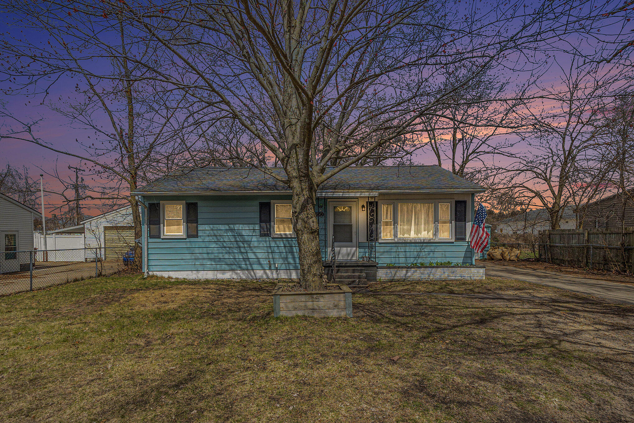 2350 Ducey Avenue Property Photo 1