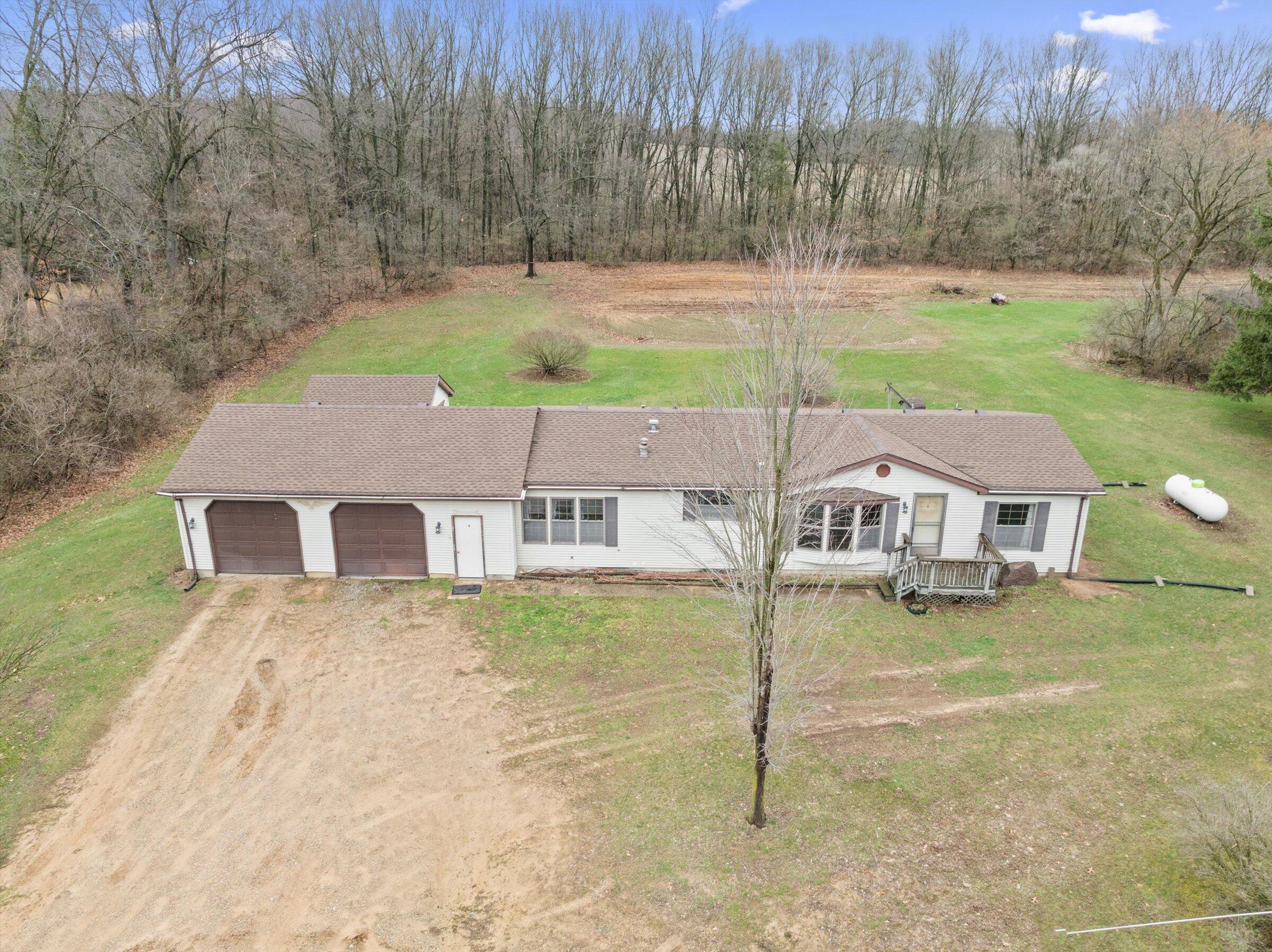 31618 Us-12 Property Photo 1