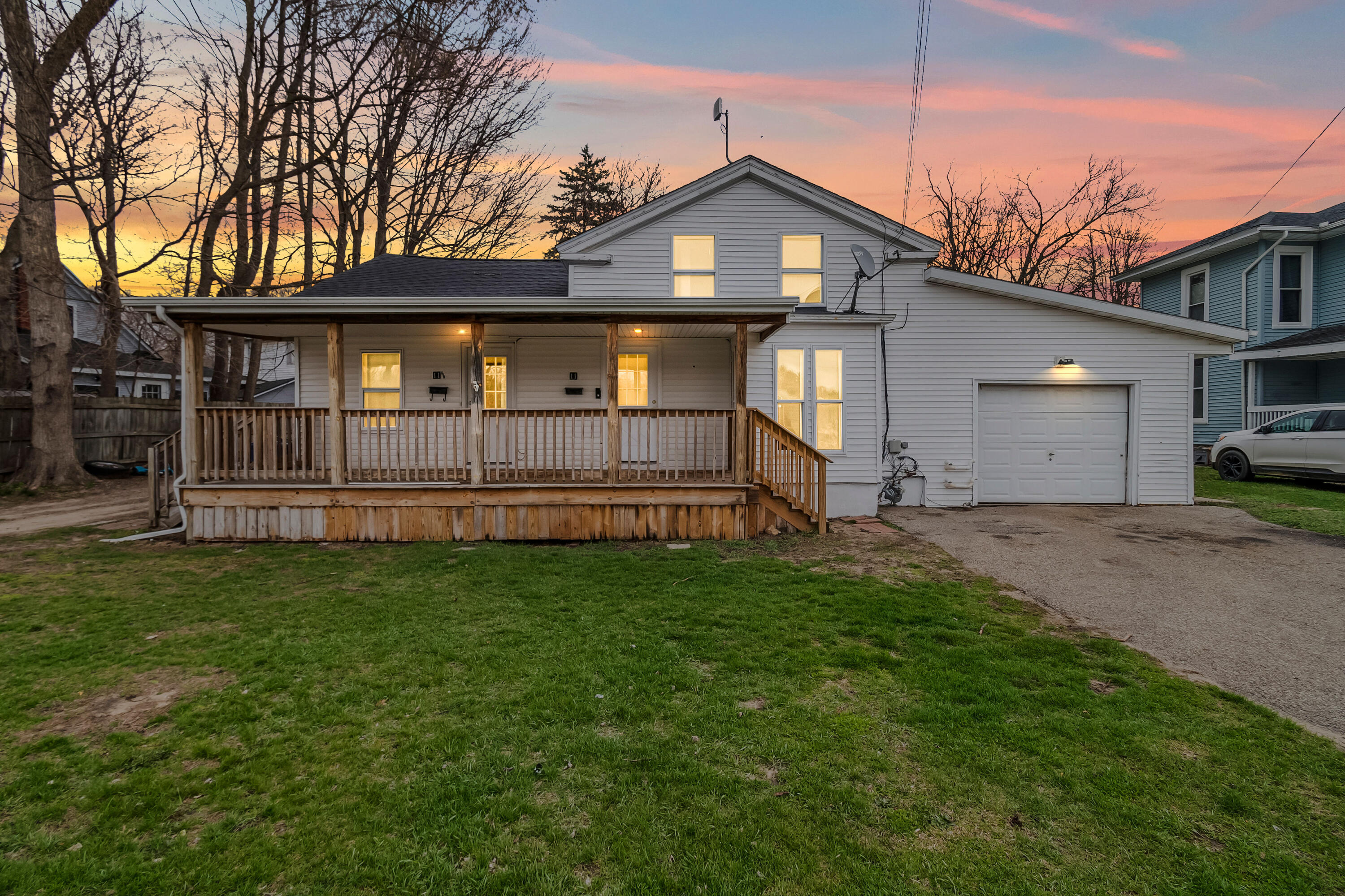 11 E St Joe Street Property Photo