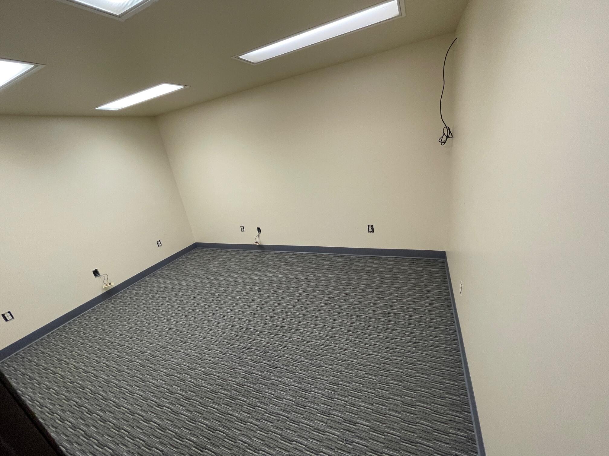 59 Ecorse Road Property Photo 4