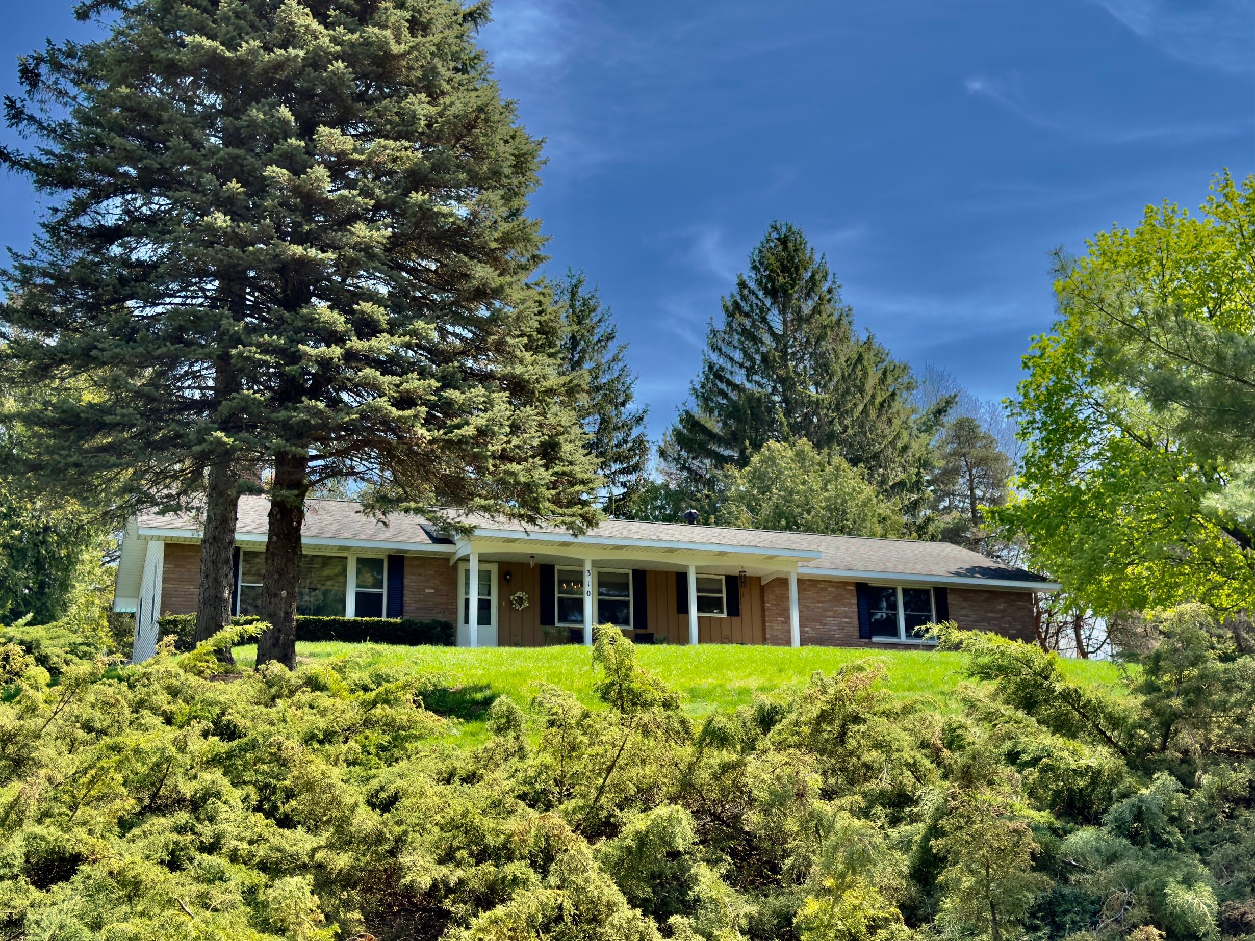 310 S Sunset Terrace Property Photo