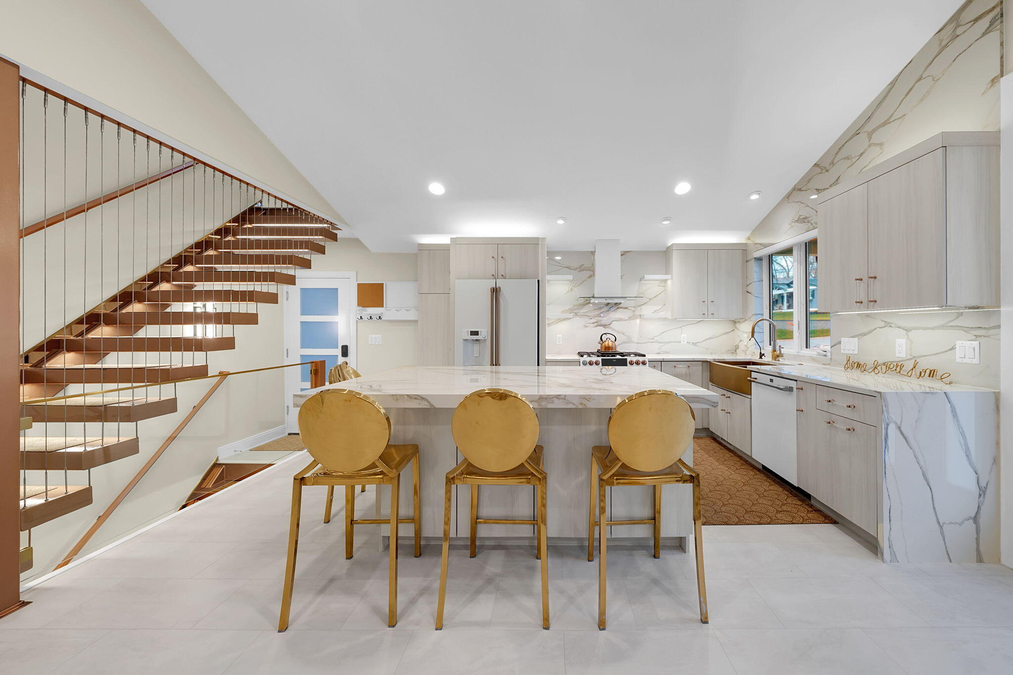 523 Renshaw Street Property Photo 2