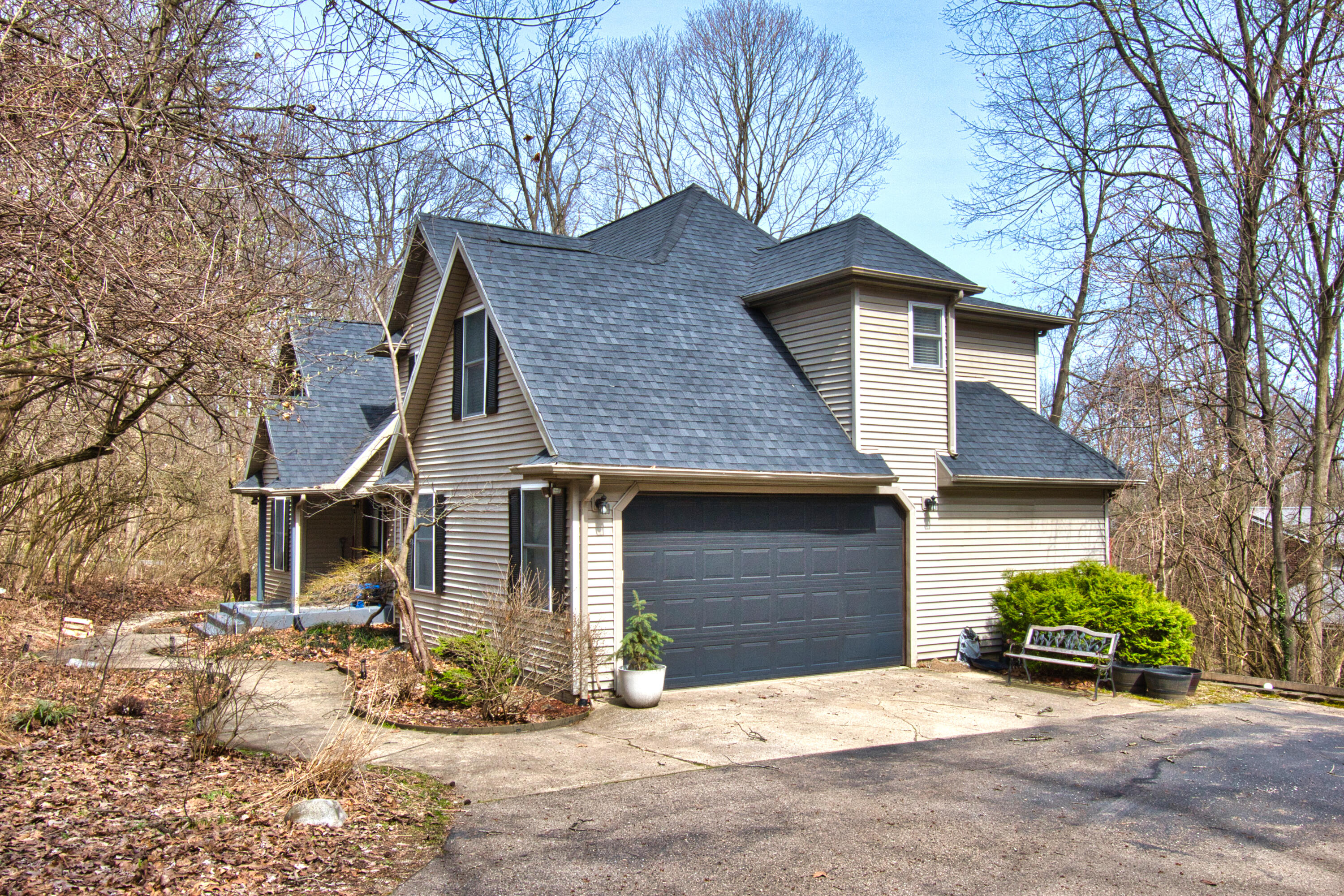 Ballard Heights Real Estate Listings Main Image