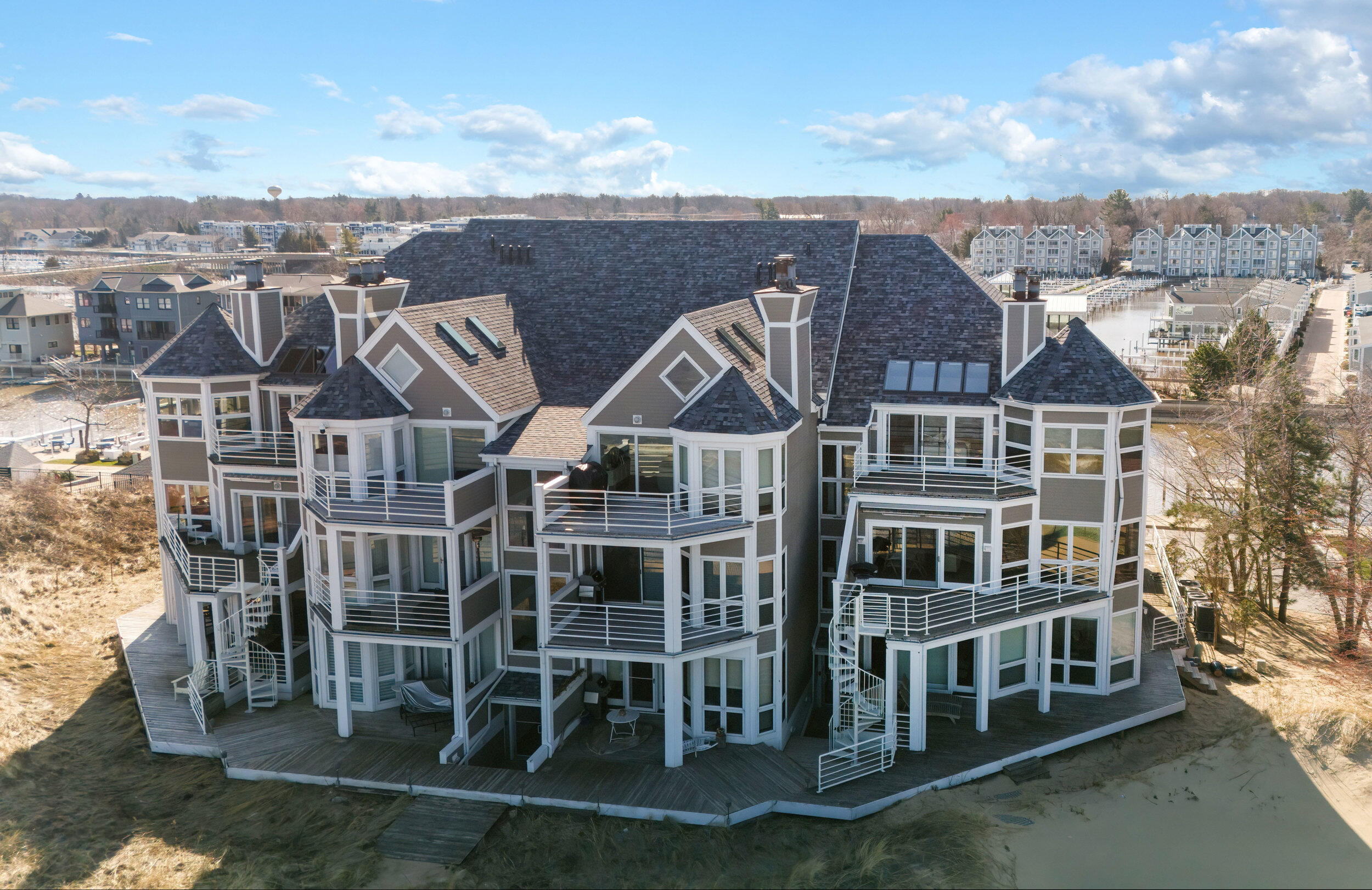 330 Lake Drive, 23 Property Photo