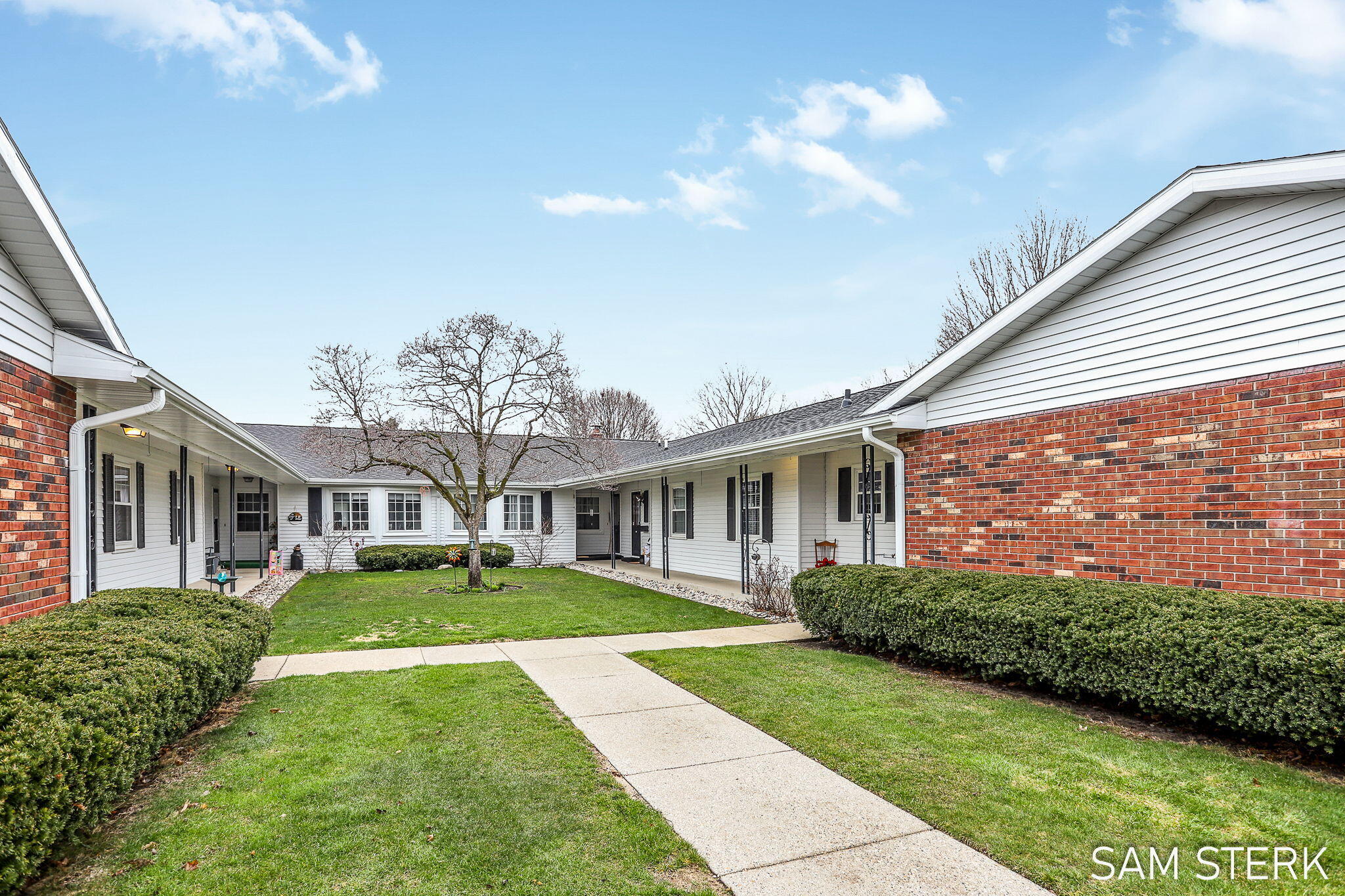 7436 Pine Grove Drive Property Photo