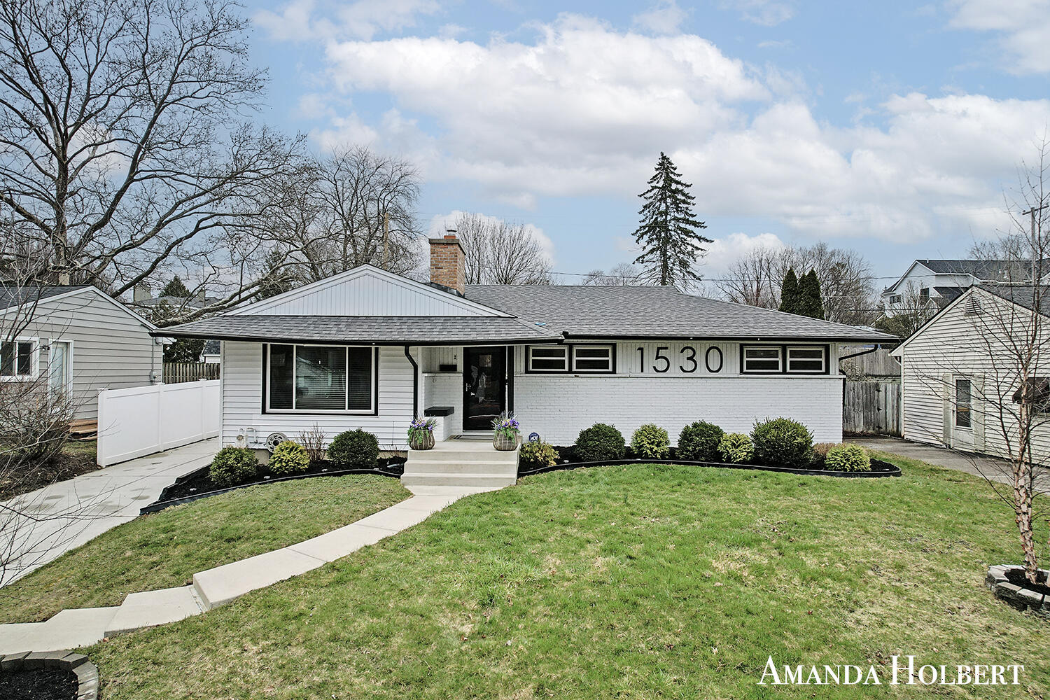 1530 Sherwood Avenue Se Property Photo