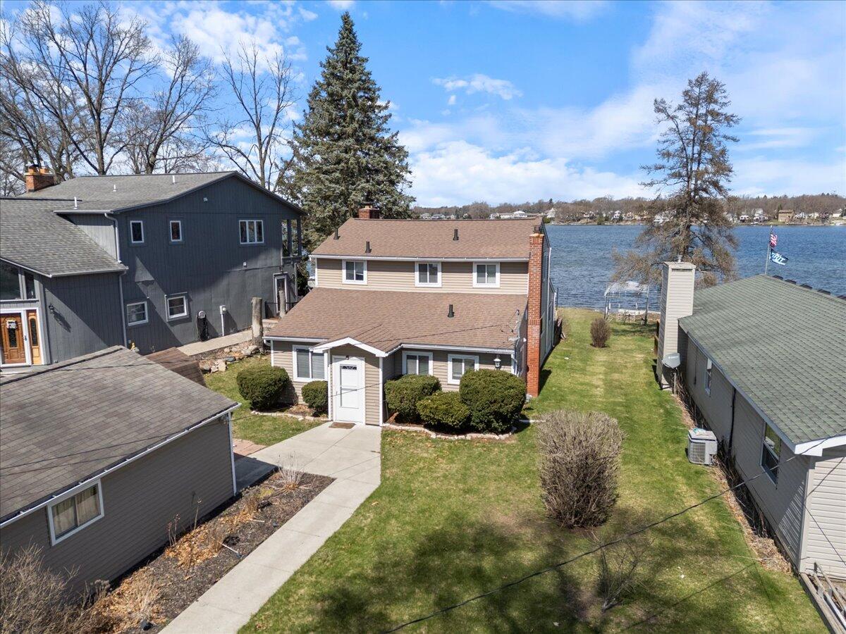 4500 Island Park Drive Property Photo 1