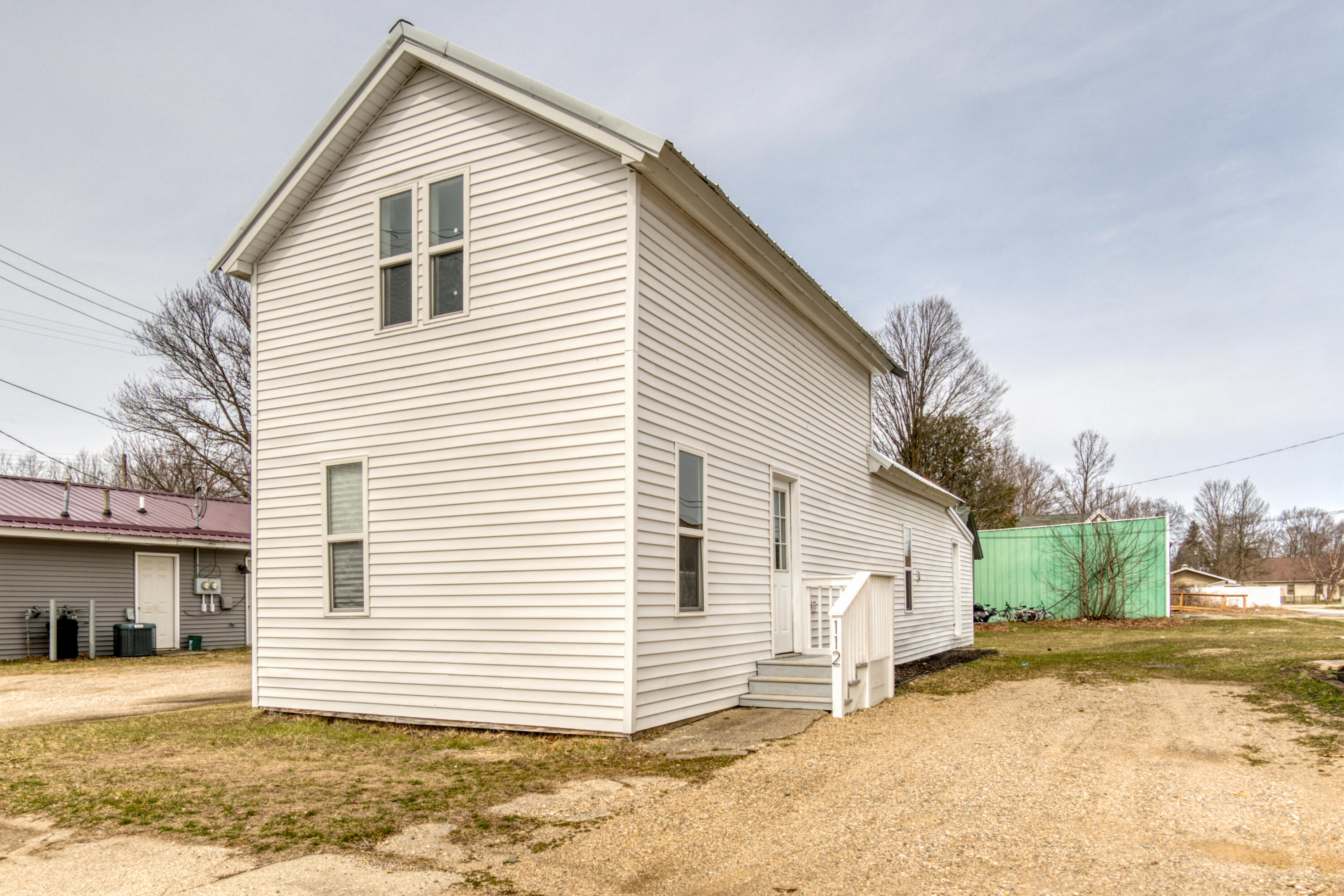 112 W 6th Street Property Photo