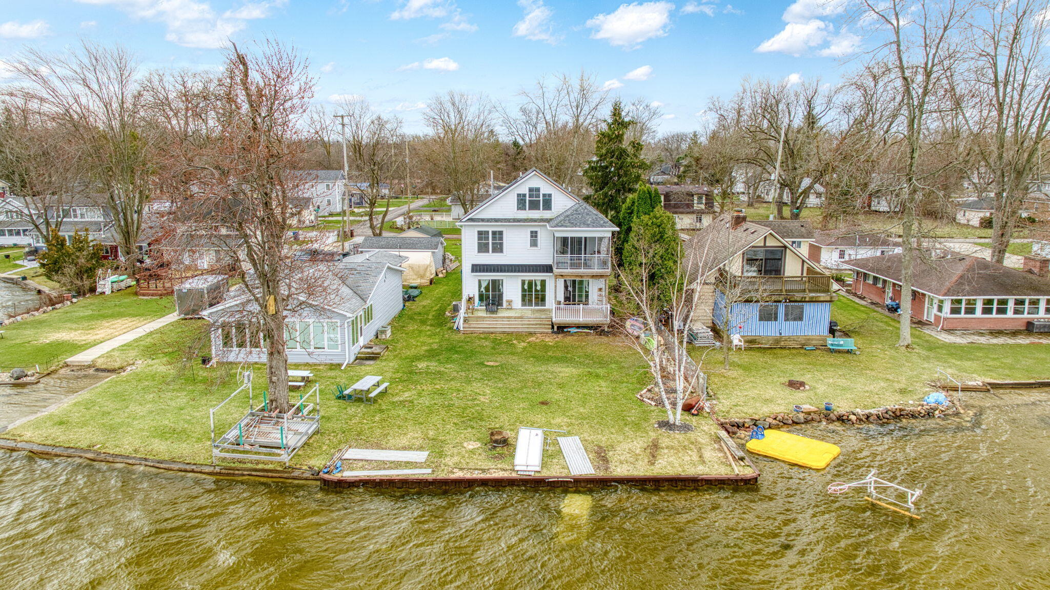 780 Beach Drive Property Photo