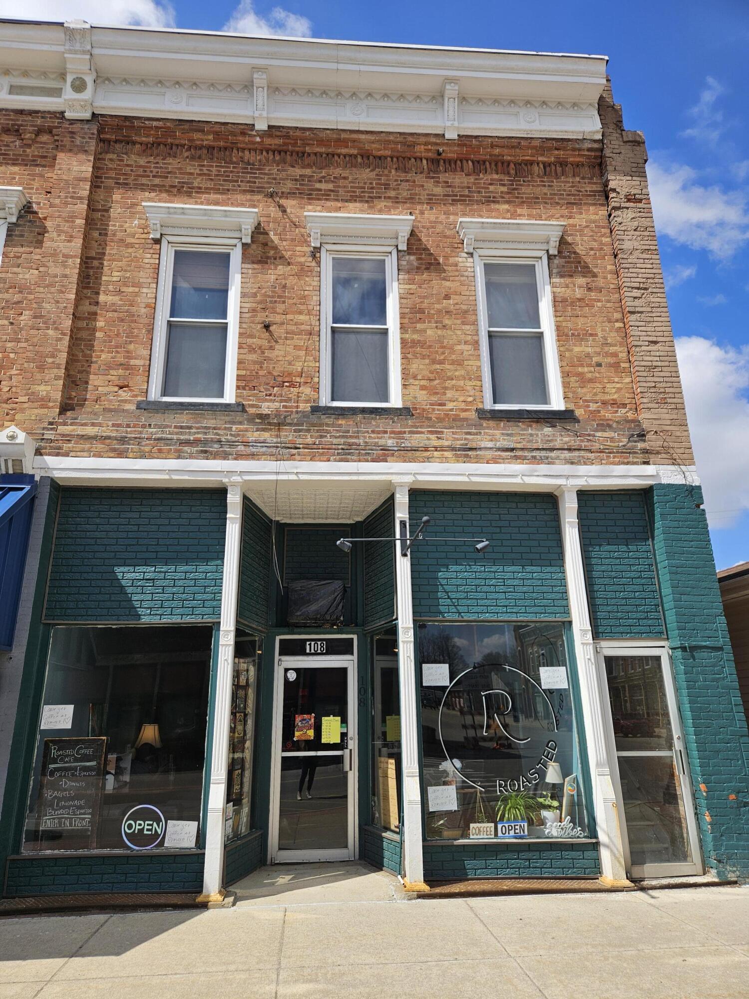 108 S Main Street Property Photo